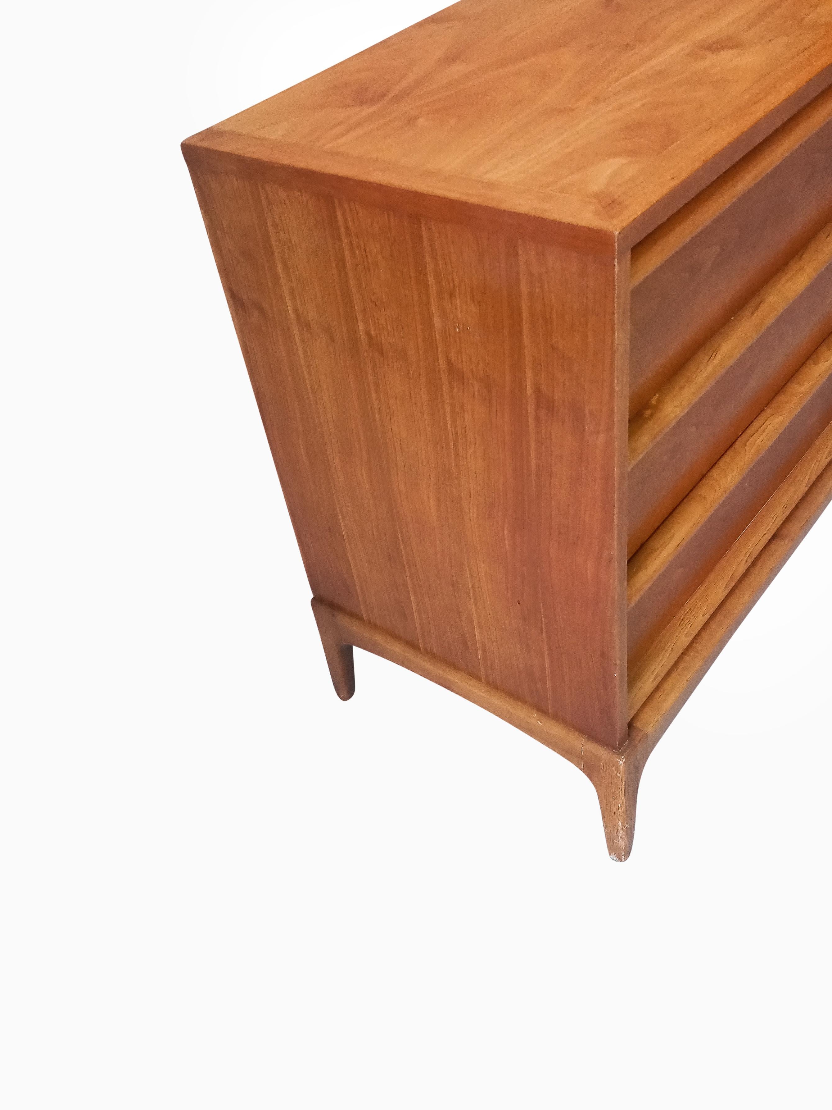 Mid-Century Modern Commode à six tiroirs Rhythm Paul McCobb style Mid-Century de Lane en vente