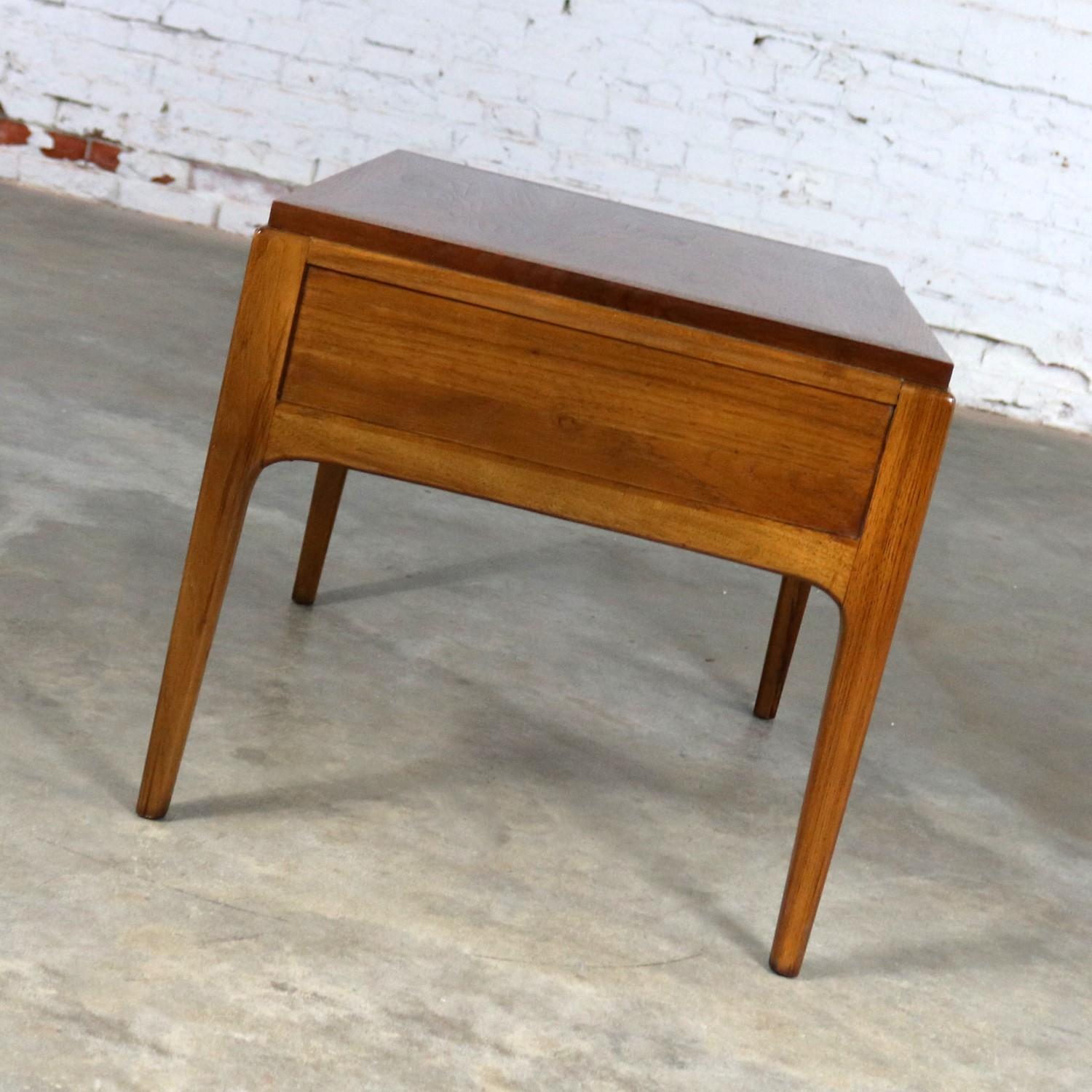 American Lane Rhythm Walnut End Table with Drawer Mid-Century Modern