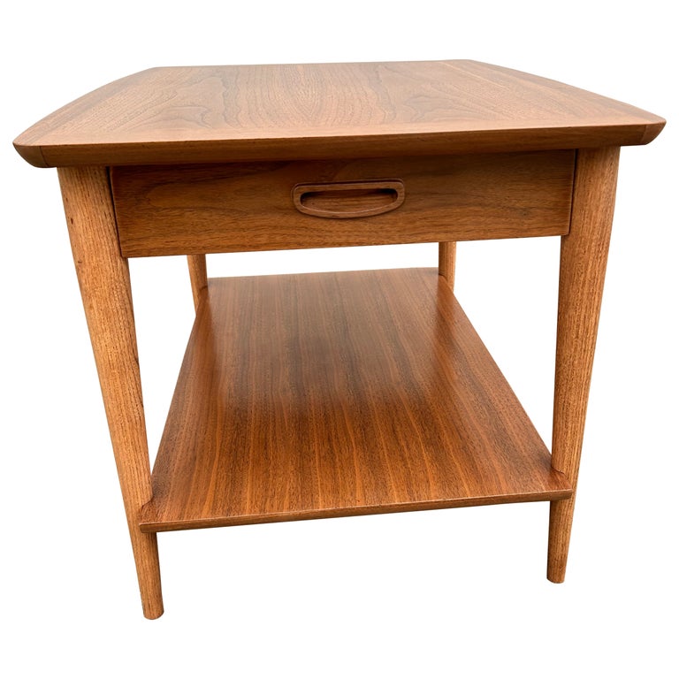 Lane Single Drawer End Table/Nightstand Alta Vista For Sale at 1stDibs