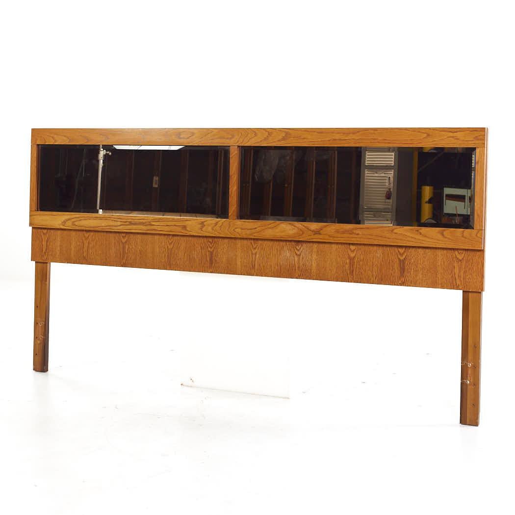 Mid-Century Modern Lane Staccato Brutalist Mid Century Oak and Mirror King Headboard For Sale