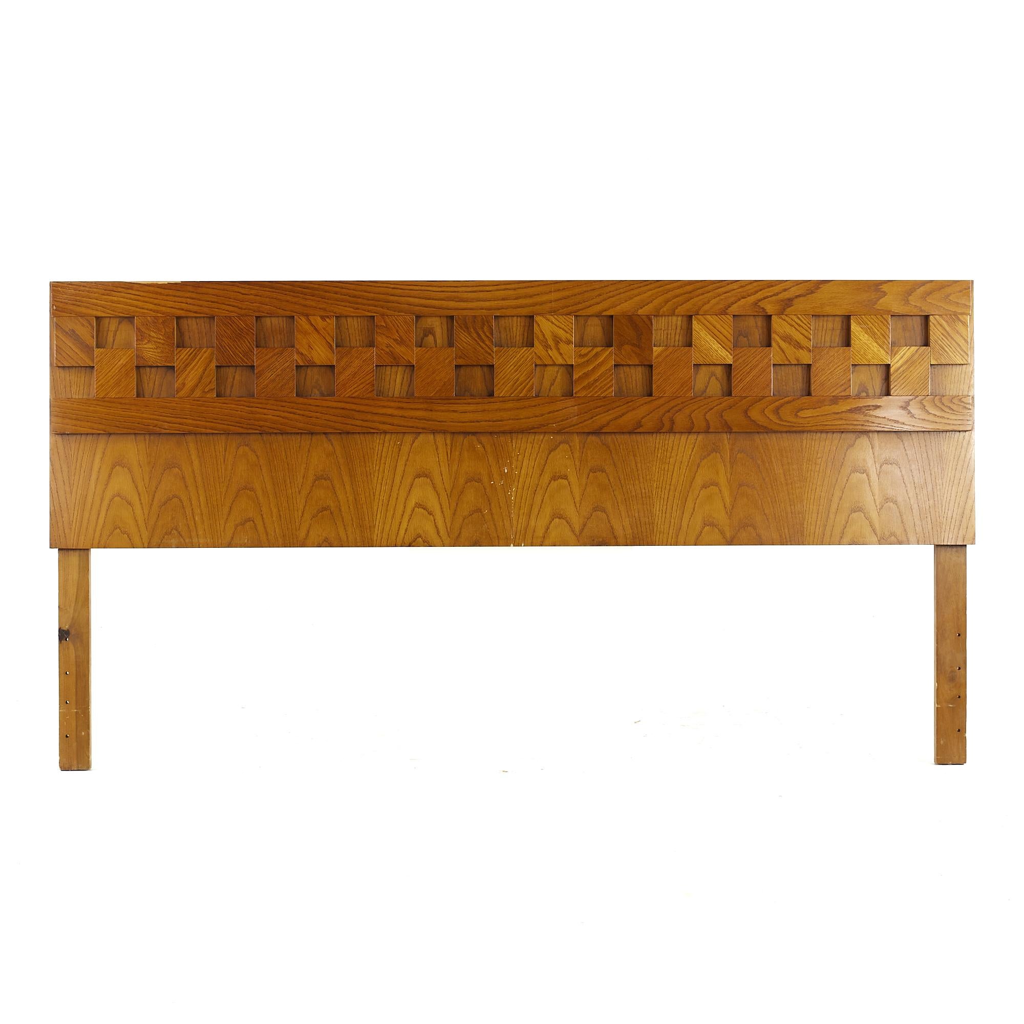 Lane Staccato Brutalist midcentury Oak King Headboard

This headboard measures: 80 wide x 1.75 deep x 42 inches high

All pieces of furniture can be had in what we call restored vintage condition. That means the piece is restored upon purchase