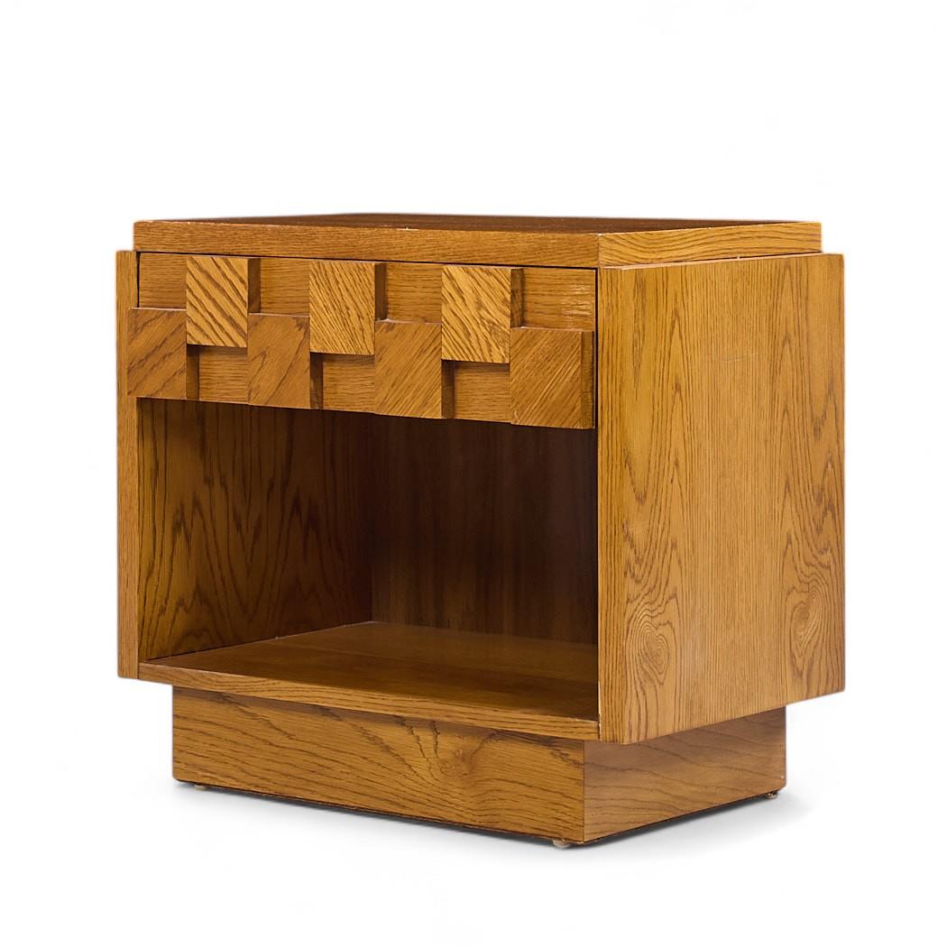 Lane Staccato Brutalist Mid Century Tables de nuit en Oak - Paire en vente 1