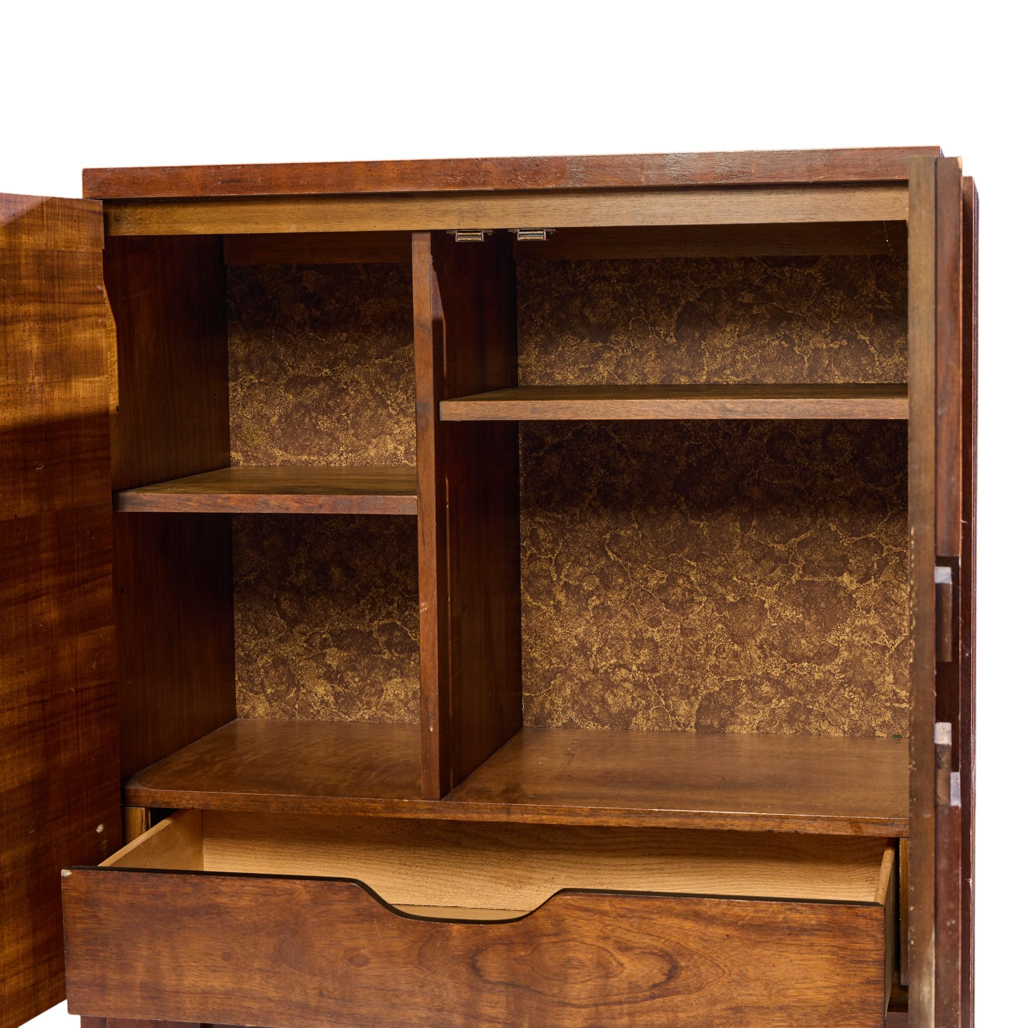 Cómoda Armoire Lane Staccato Brutalist Mid Century Nogal en venta 2