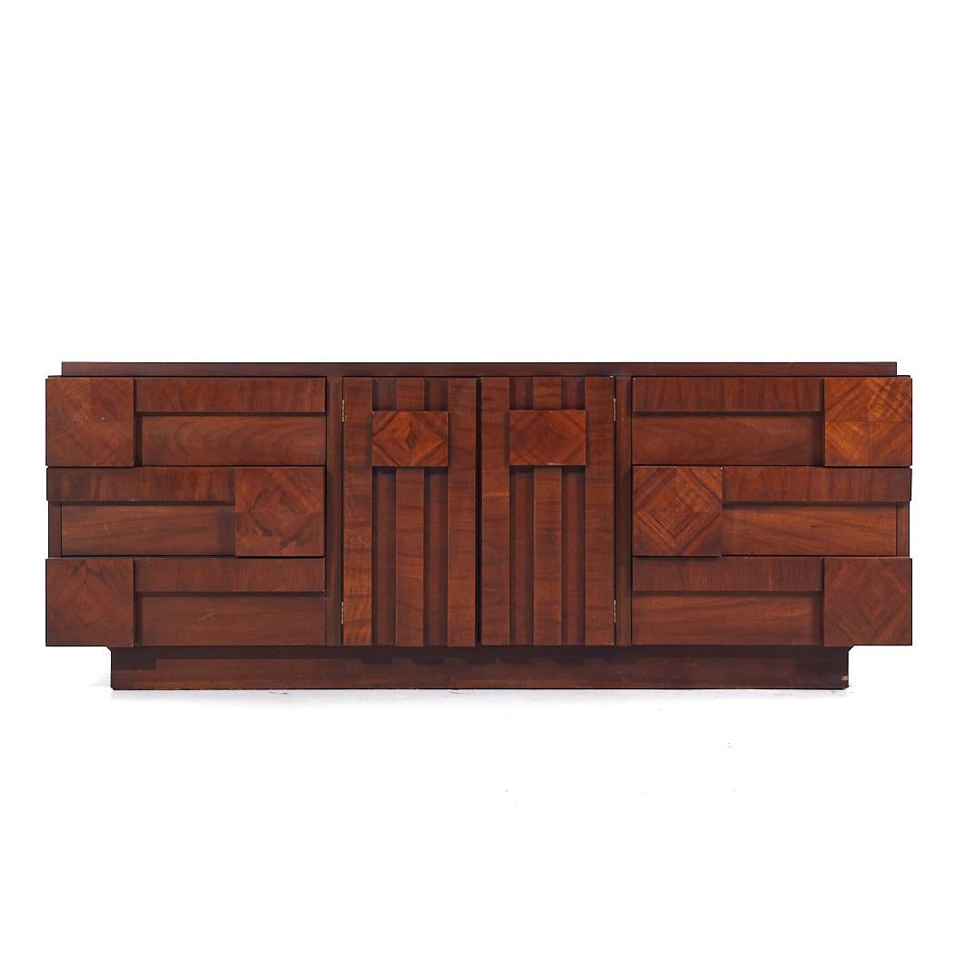 Lane Staccato Brutalist Mid Century Walnut Lowboy Dresser

This lowboy measures: 78 wide x 19.5 deep x 30.25 inches high

All pieces of furniture can be had in what we call restored vintage condition. That means the piece is restored upon purchase
