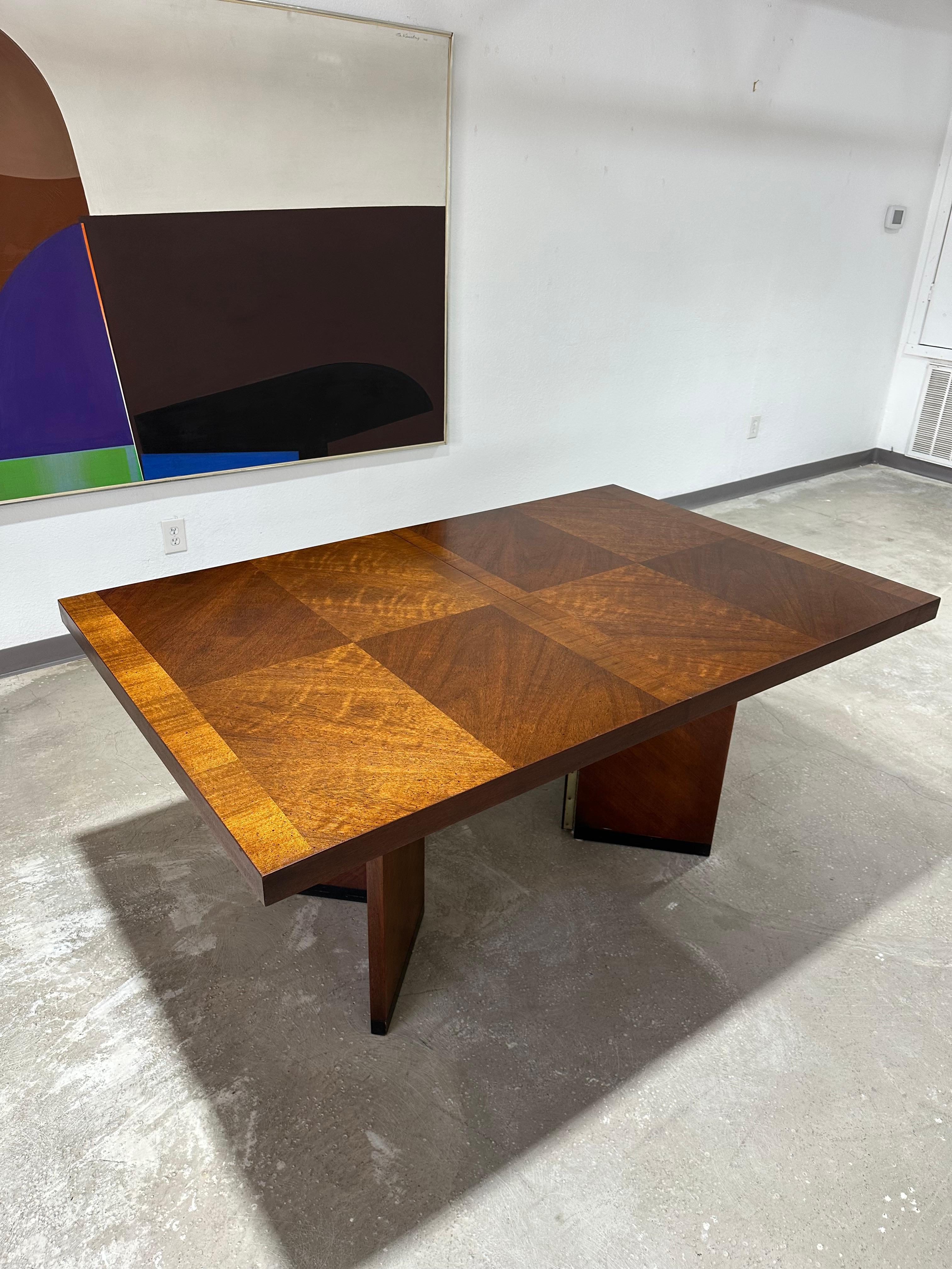 Américain Lane Staccato Brutalist Parquetry Extension Dining Table en vente