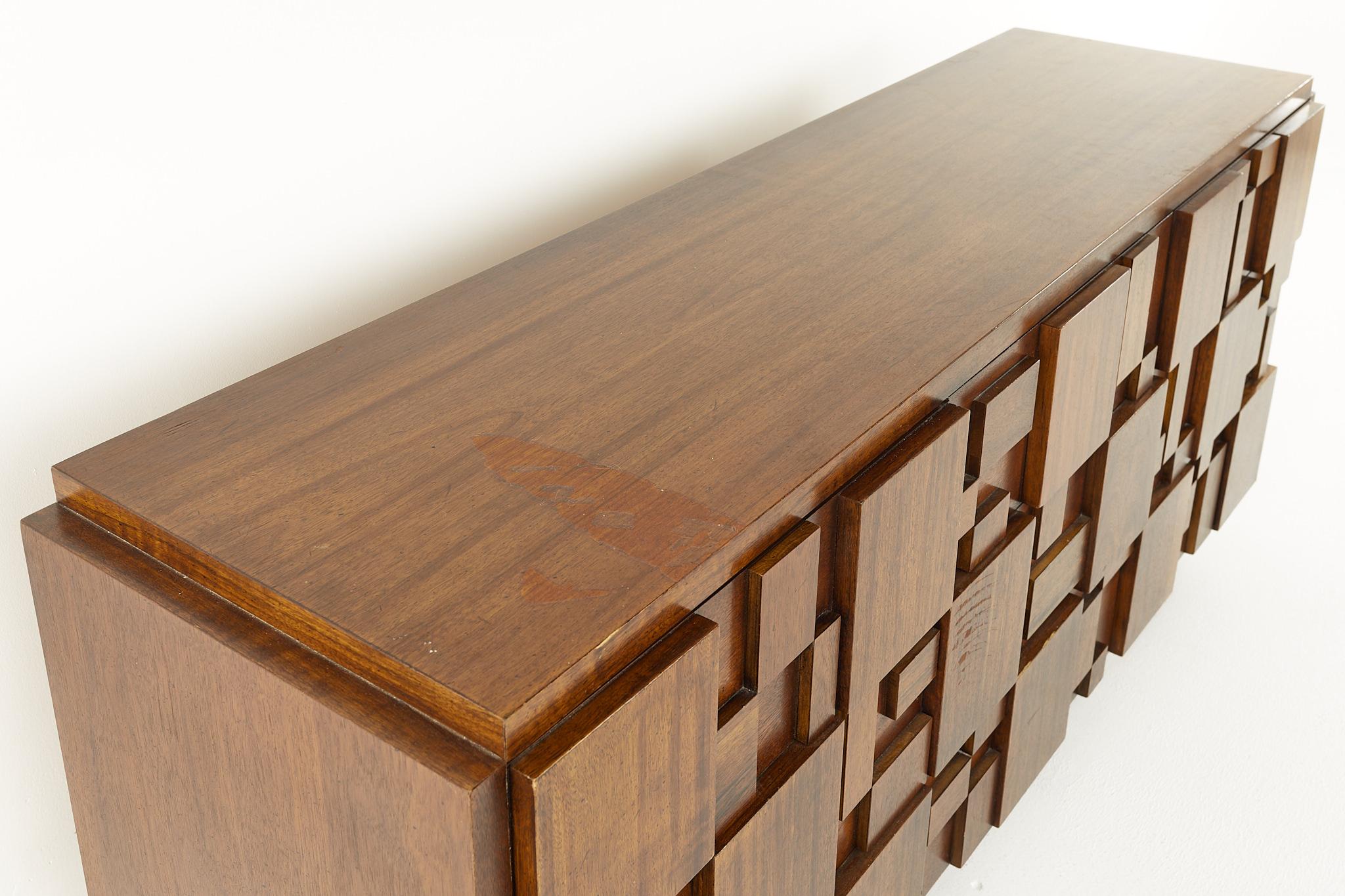 Late 20th Century Lane Staccato Mid Century Brutalist Walnut 9-Drawer Lowboy Dresser