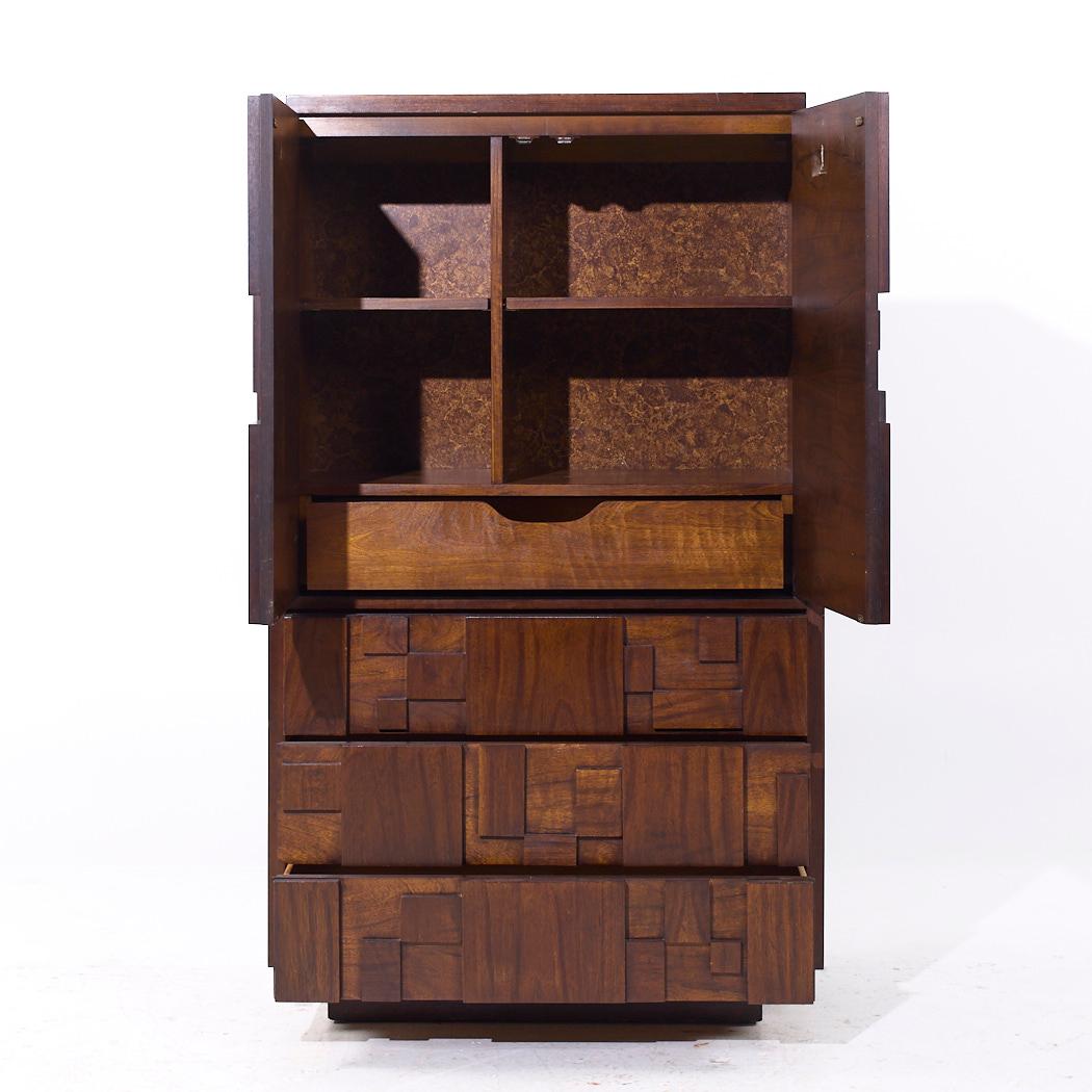Armario Alto Brutalista de Nogal Lane Staccato Mid Century finales del siglo XX en venta