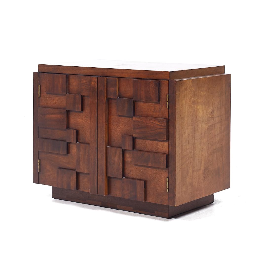 Mid-Century Modern Lane Staccato Mid Century Walnut Commode Nightstand For Sale