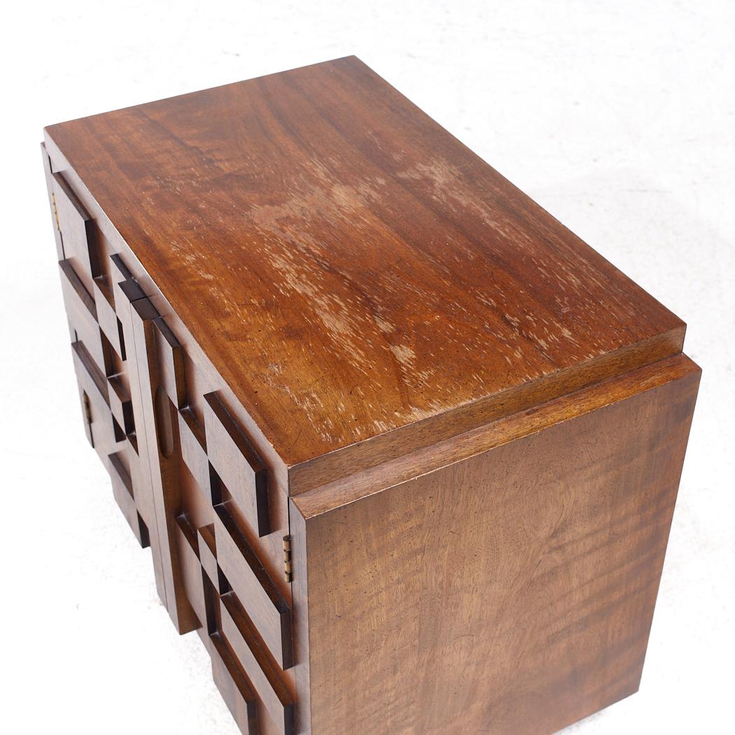 Late 20th Century Lane Staccato Mid Century Walnut Commode Nightstand For Sale