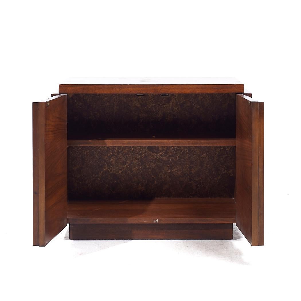 Lane Staccato Mid Century Walnut Commode Nightstand For Sale 1