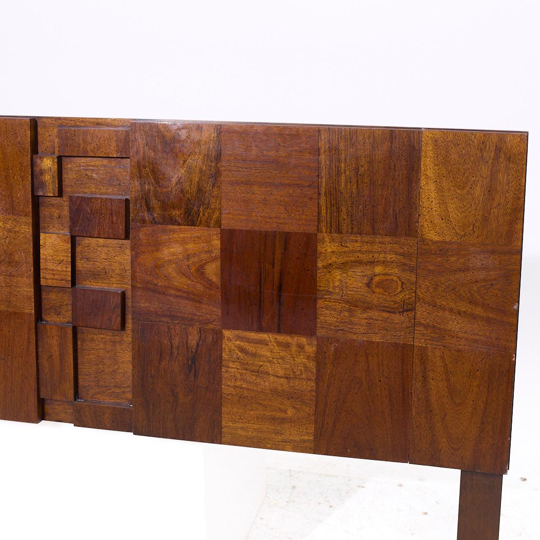 Lane's Staccato Mid Century Nussbaum Queen Kopfteil im Zustand „Gut“ im Angebot in Countryside, IL