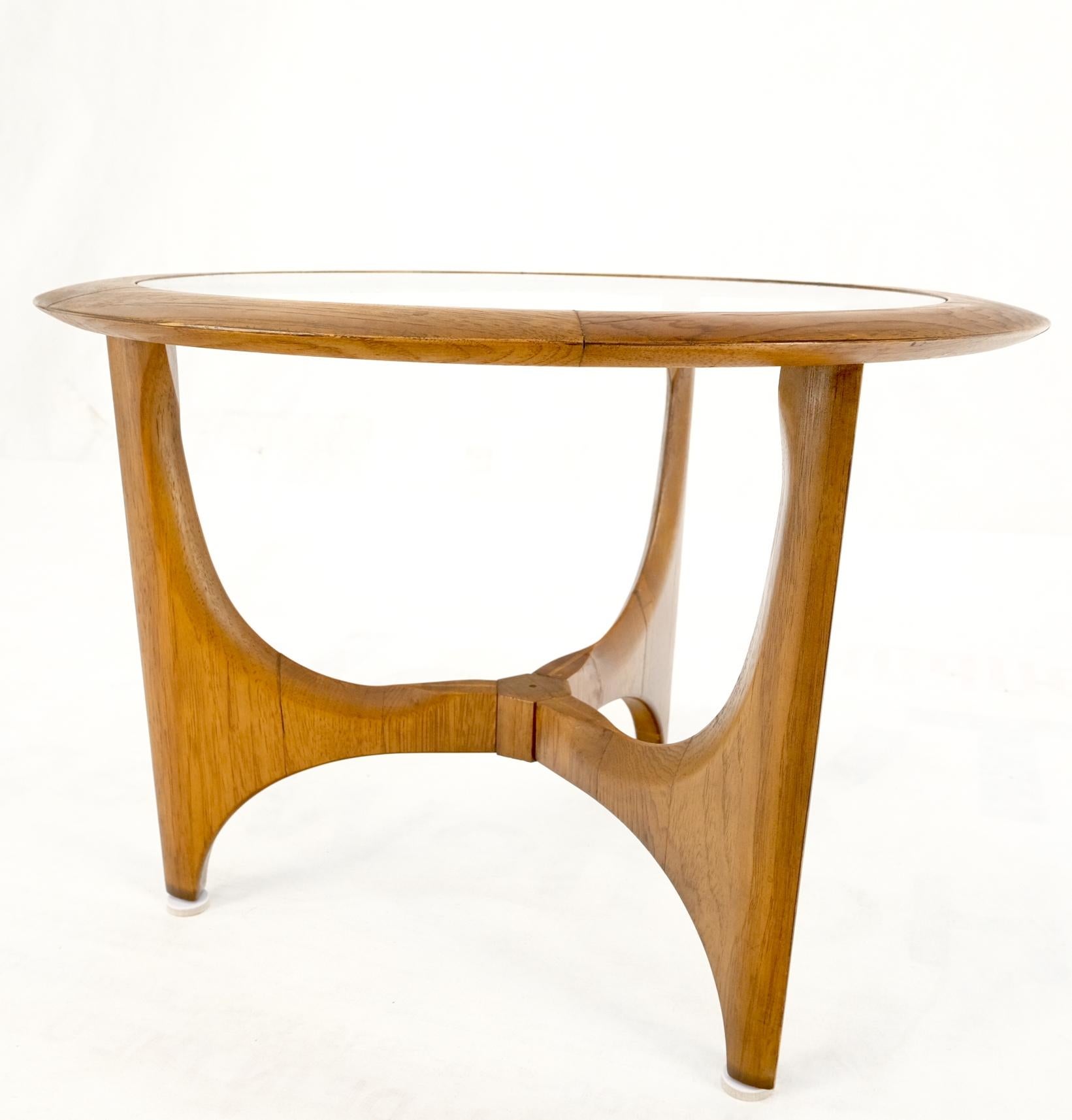 Lane Tripod Trileged Round Beveled Chestnut Bezel Glass Top Side End Table Stand For Sale 2