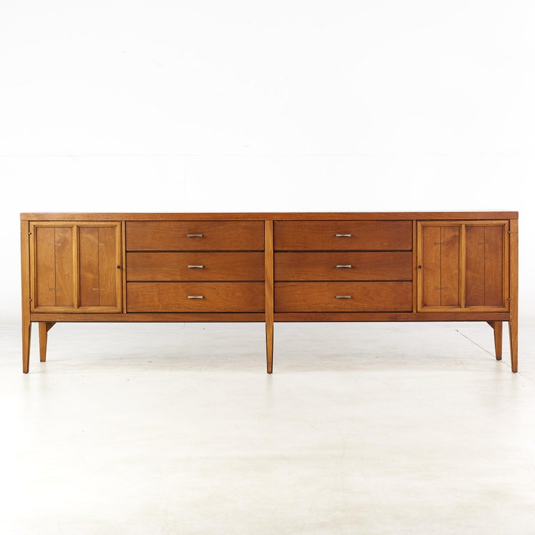 Lane Tuxedo Mid Century Rosewood and Walnut Credenza For Sale at 1stDibs