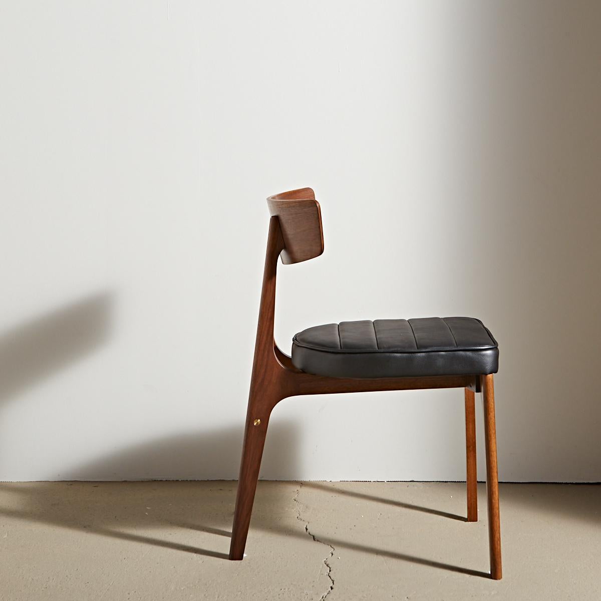 Modern Laneway Chair in American Walnut, Black Leather and Brass For Sale