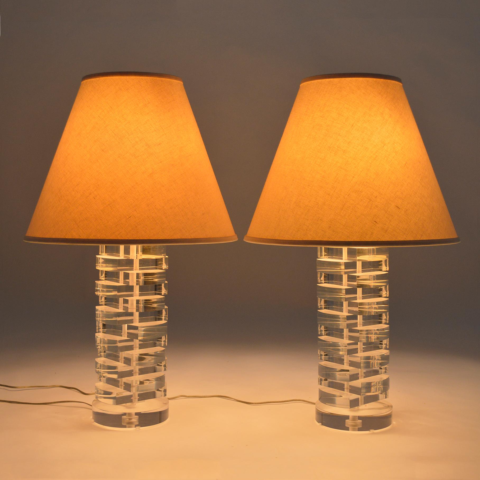 Lang-Levin Pair of Lucite Table Lamps In Good Condition In Highland, IN