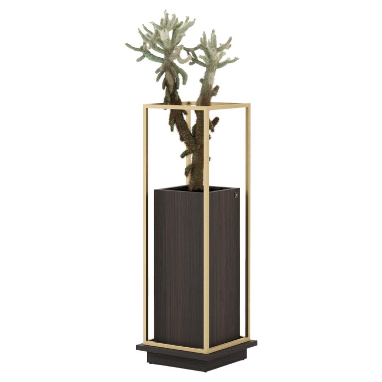 Contemporary Portuguese flower pot, fully customizable For Sale at 1stDibs