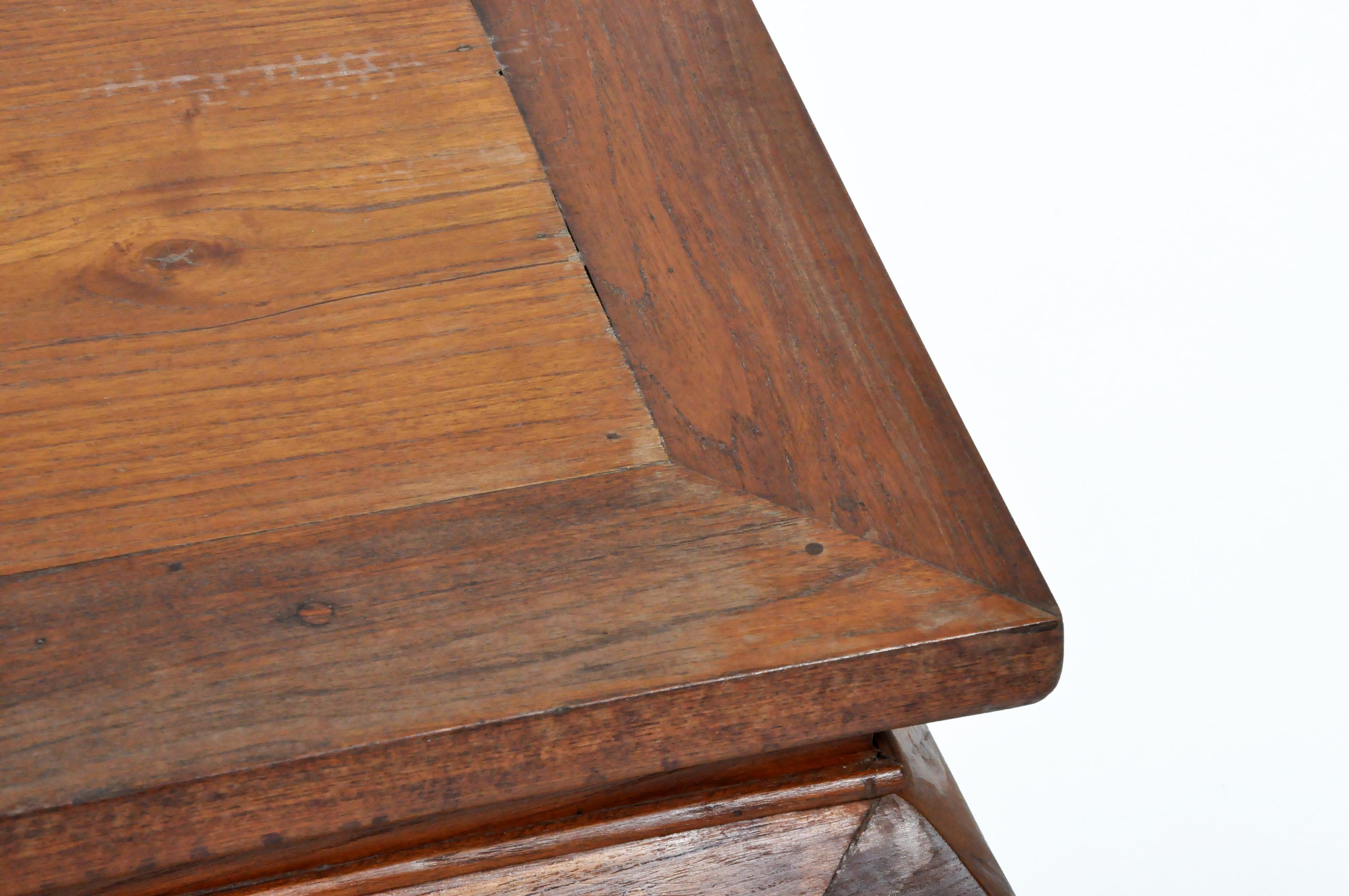Lanna Thai Teak Wood Coffee Table 1