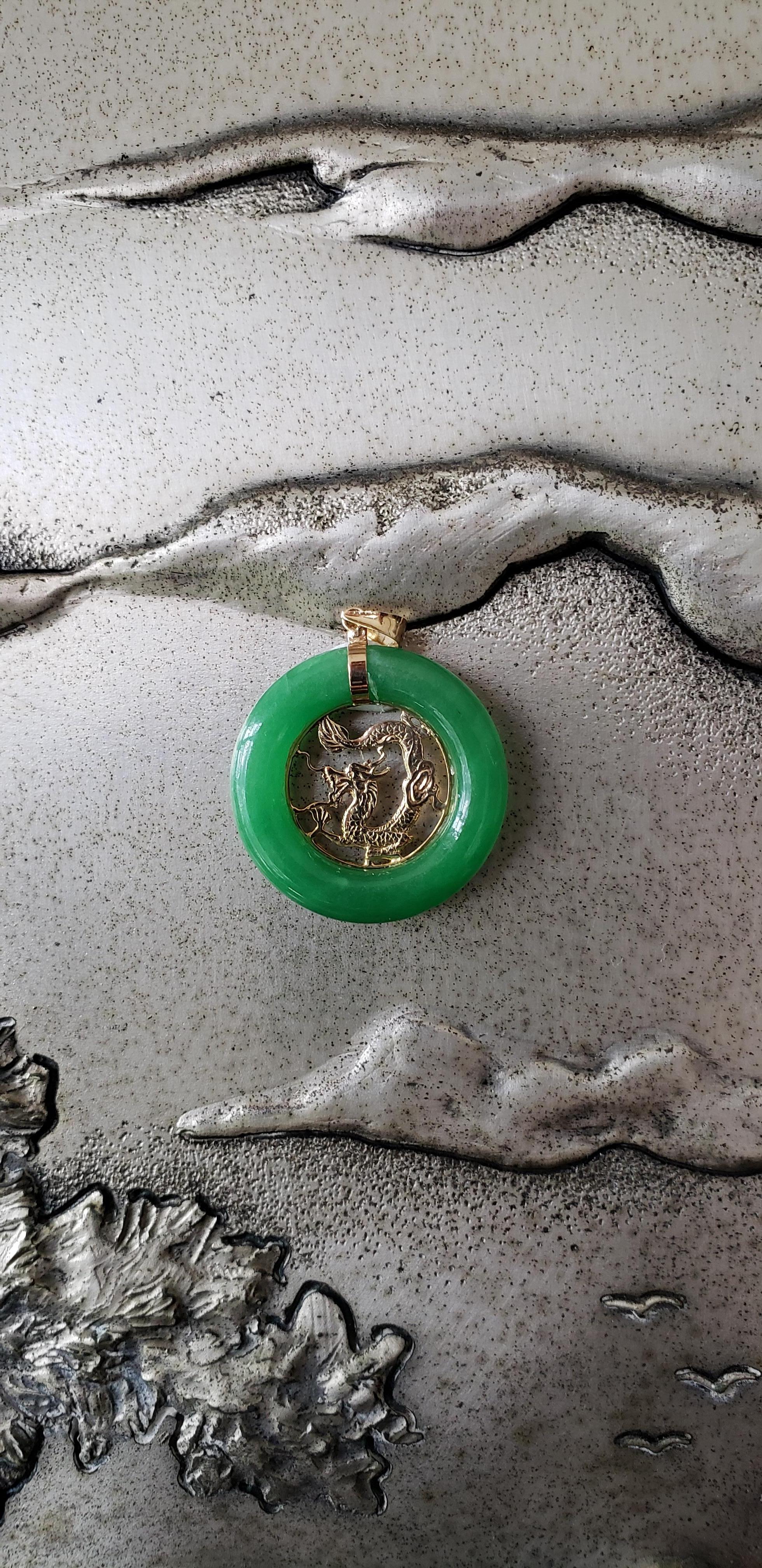 Lantau Green Jade Donut Dragon Pendant with 14K Solid Yellow Gold For Sale 6