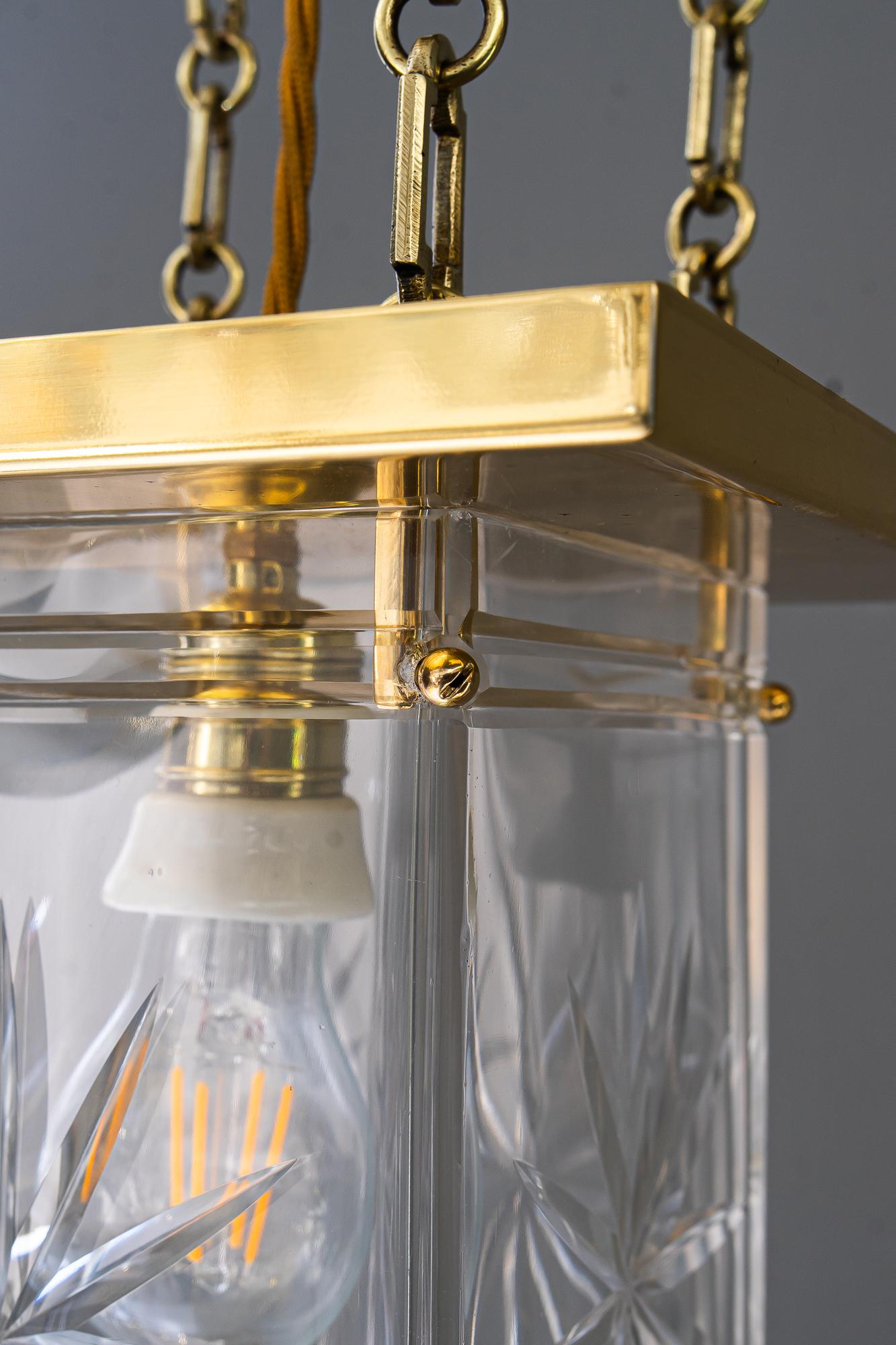 Farol art deco con pantalla original de cristal tallado antiguo viena alrededor de 1920 en Bueno estado para la venta en Wien, AT