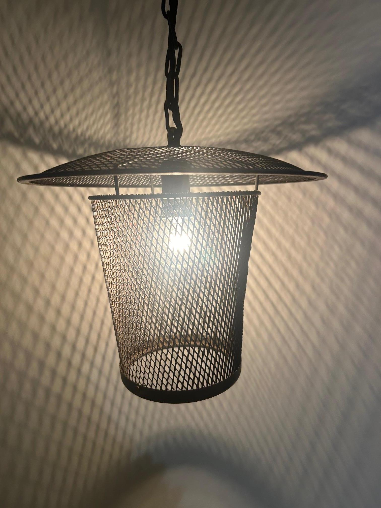 linterna a la manera de Mategot en Bueno estado para la venta en Brooklyn, NY
