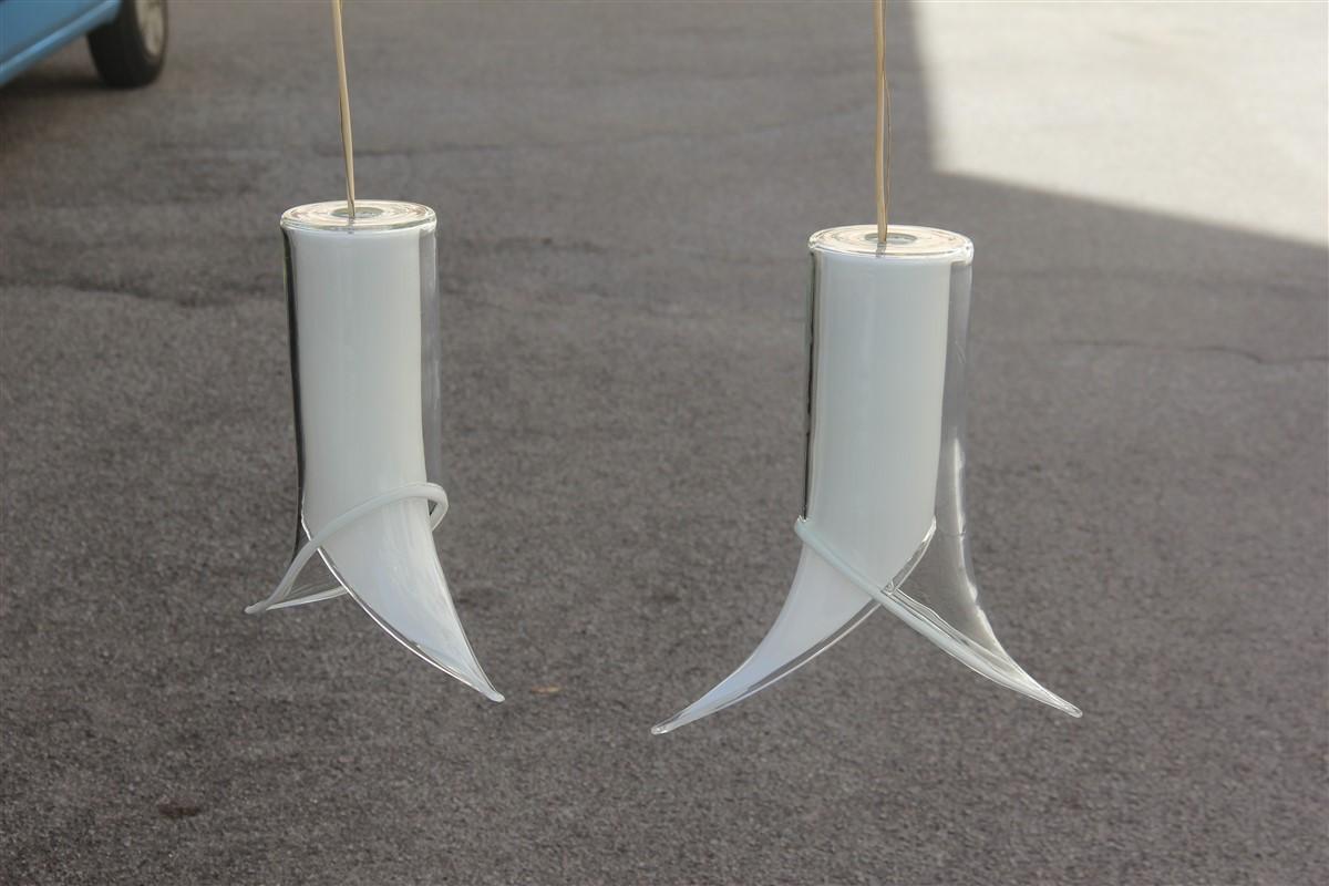 Lanterne paire de plafonniers Murano Mazzega design 1970 verre blanc transparent.
1 ampoule E27 max 80 watt chacune.