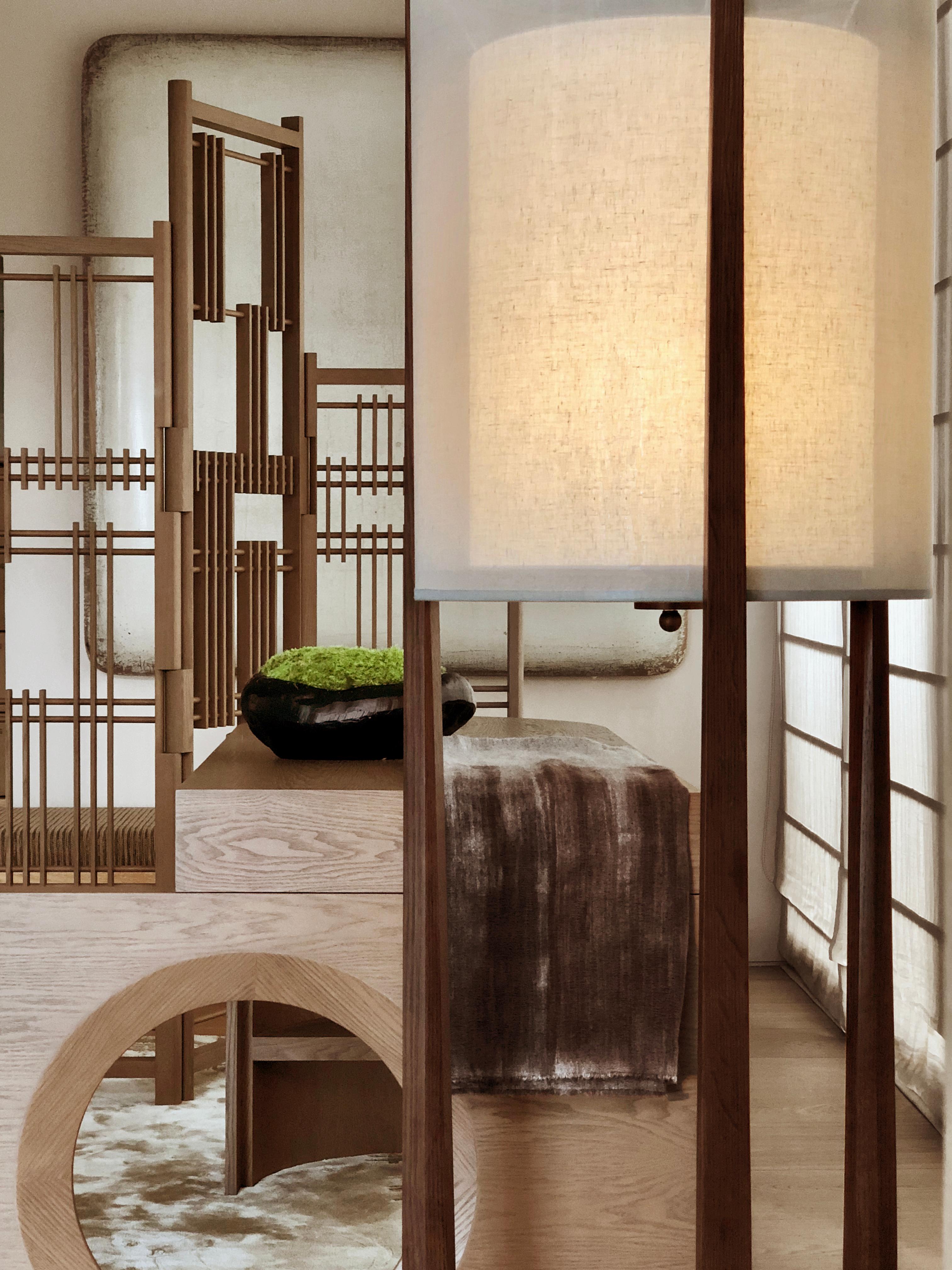 Lámpara de pie de madera Lantern de André Fu Living en Nuevo estado para la venta en Admiralty, HK