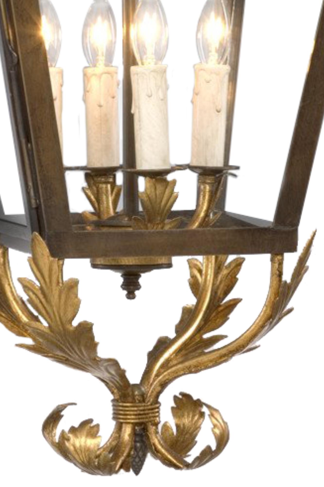 Lanterna, eine Sockelleuchte aus ottone mit foglie di Ferro-Dorate im Zustand „Neu“ im Angebot in Firenze, FI