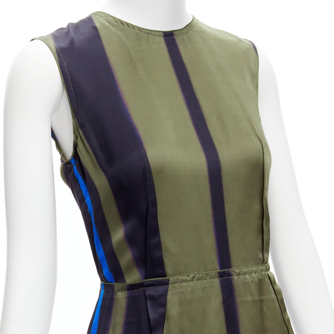 LANVIN 100% soie bleu kaki abstrait robe à pinces inversées FR36 S en vente 1