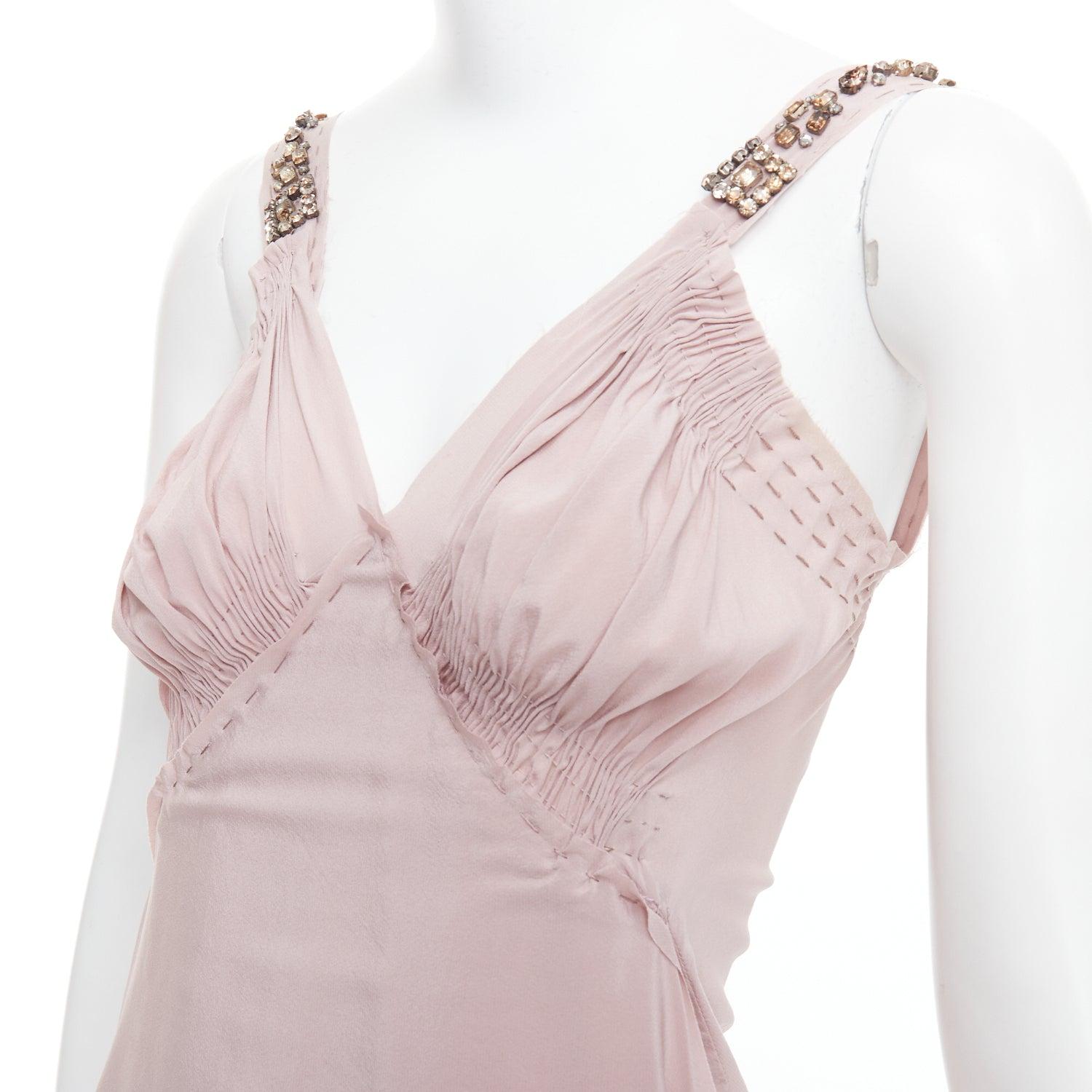 LANVIN 2005 100% silk blush pink crystal cascade drape evening gown FR38 M
Reference: TGAS/E00538
Brand: Lanvin
Designer: Alber Elbaz
Collection: 2005
Material: Silk
Color: Pink, Yellow
Pattern: Solid
Closure: Zip
Extra Details: Cut out back. Yellow