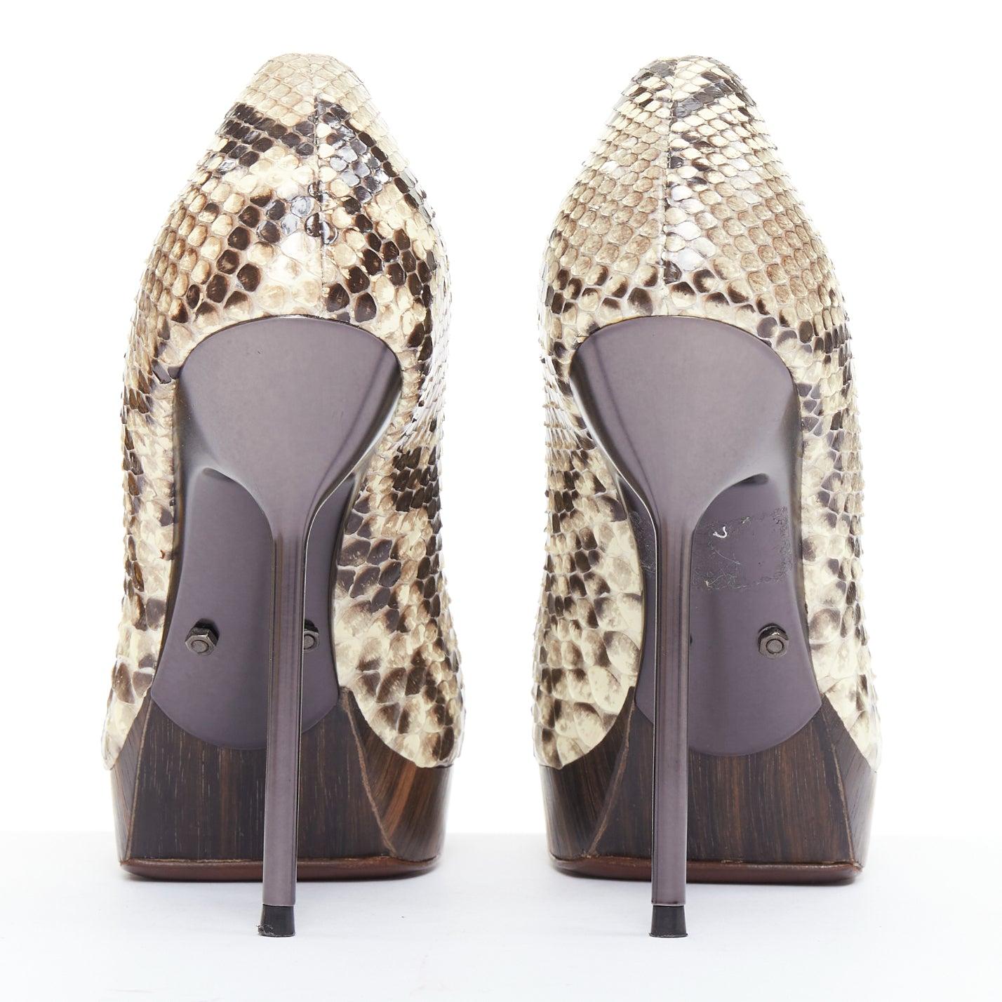 Women's LANVIN 2011 beige scaled leather brown wood platform pumps EU36.5 For Sale