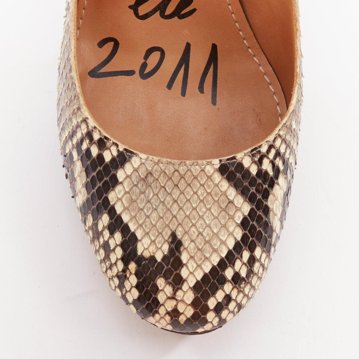 LANVIN 2011 beige scaled leather brown wood platform pumps EU36.5 For Sale 1