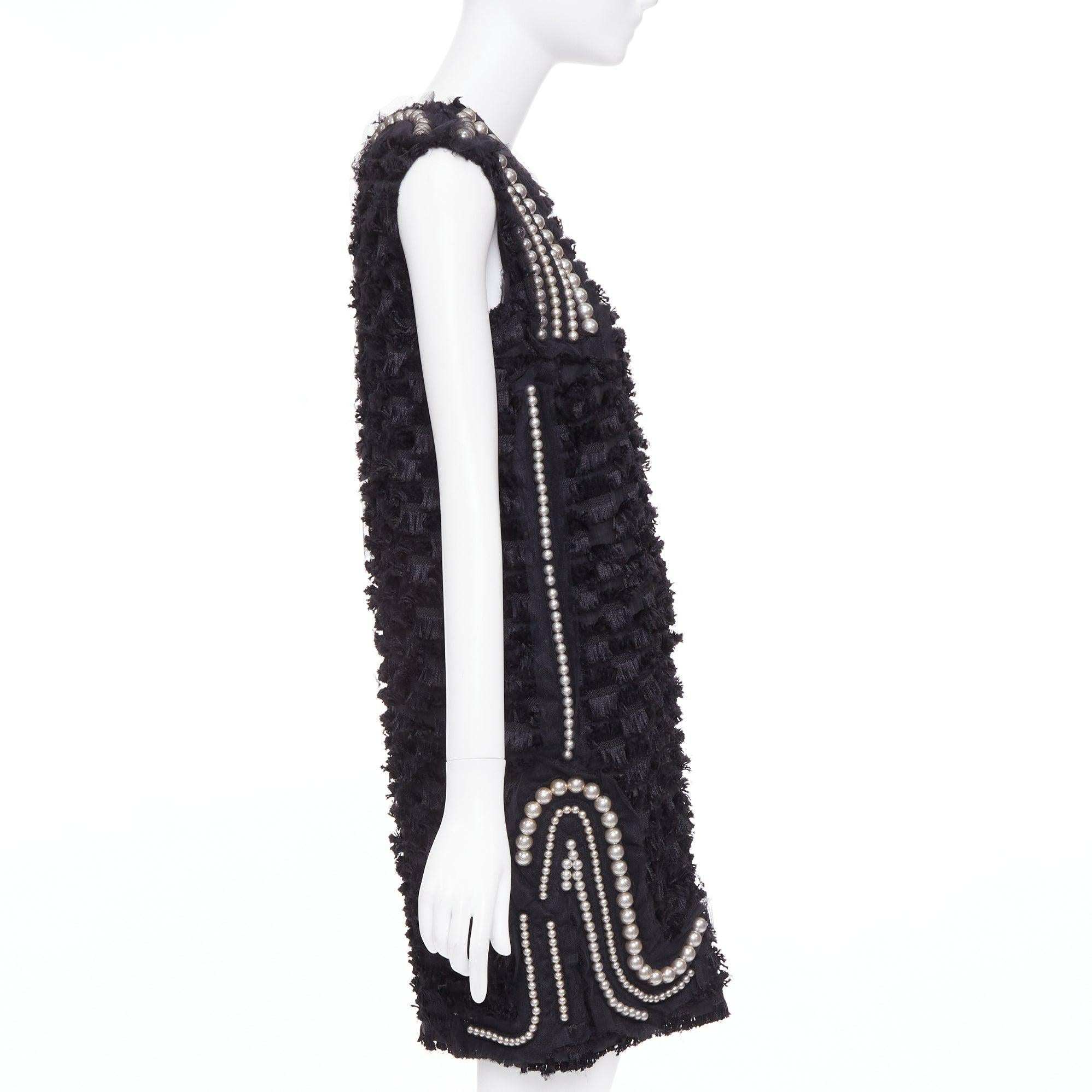 LANVIN 2015 schwarzes Perlen Netz verschönert Wimpern Fransen Seide gefüttert Kleid FR36 S im Zustand „Hervorragend“ im Angebot in Hong Kong, NT