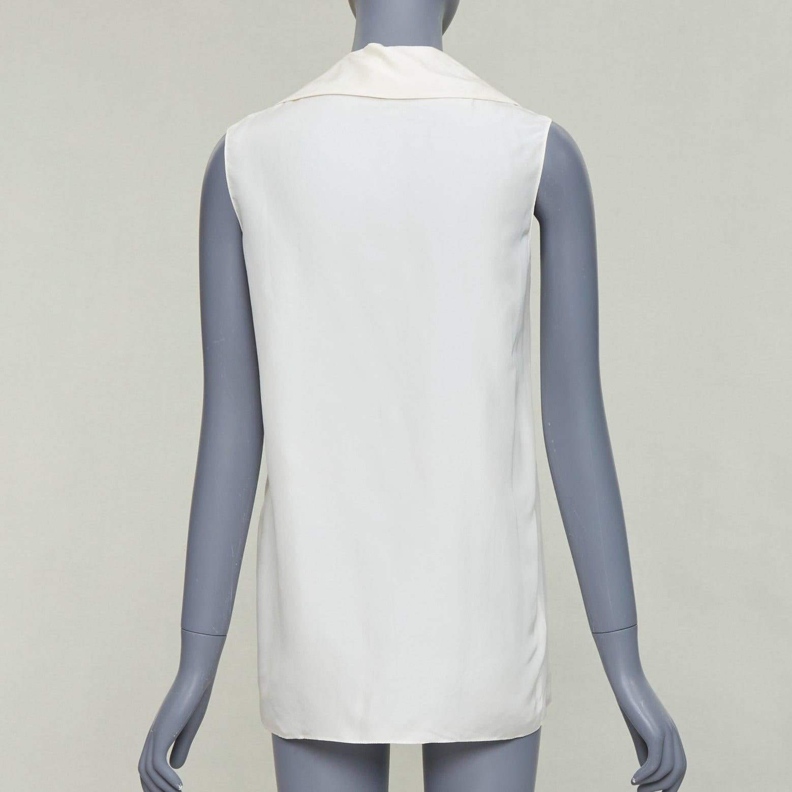 LANVIN 2015 cremefarbene Seide mit breitem Revers und tiefem Ausschnitt ärmelloses Blusentop FR34 XS Damen im Angebot