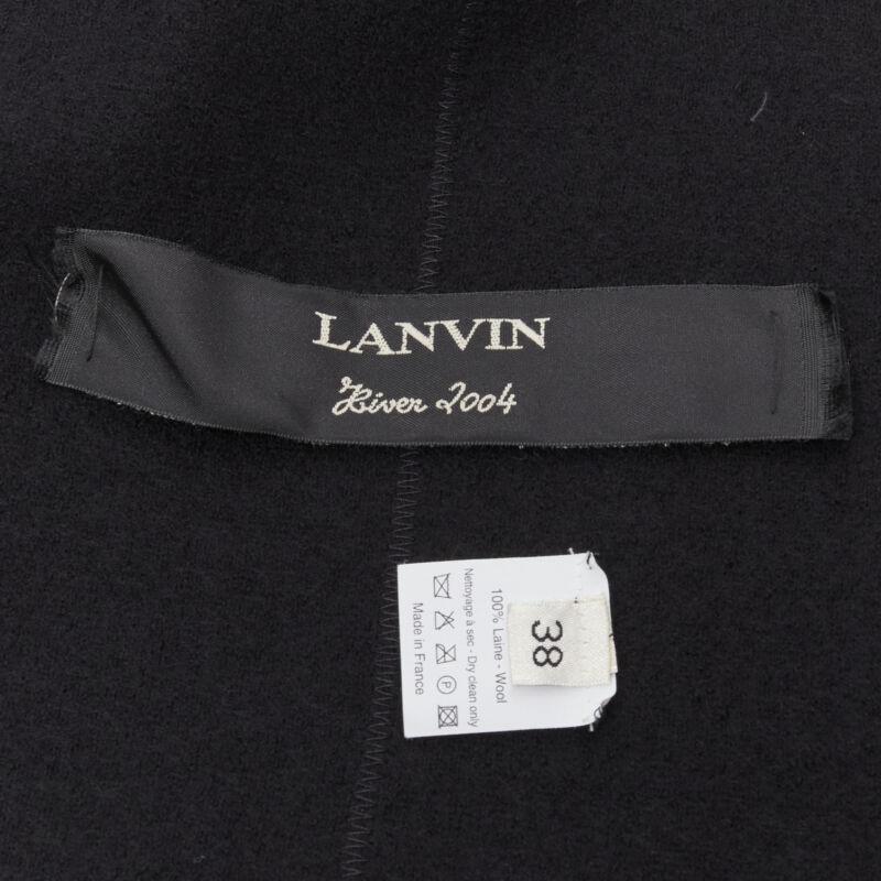 LANVIN Alber Elbaz 2004 cappotto aderente in lana nera con pinces e bottoni FR38 S in vendita 6