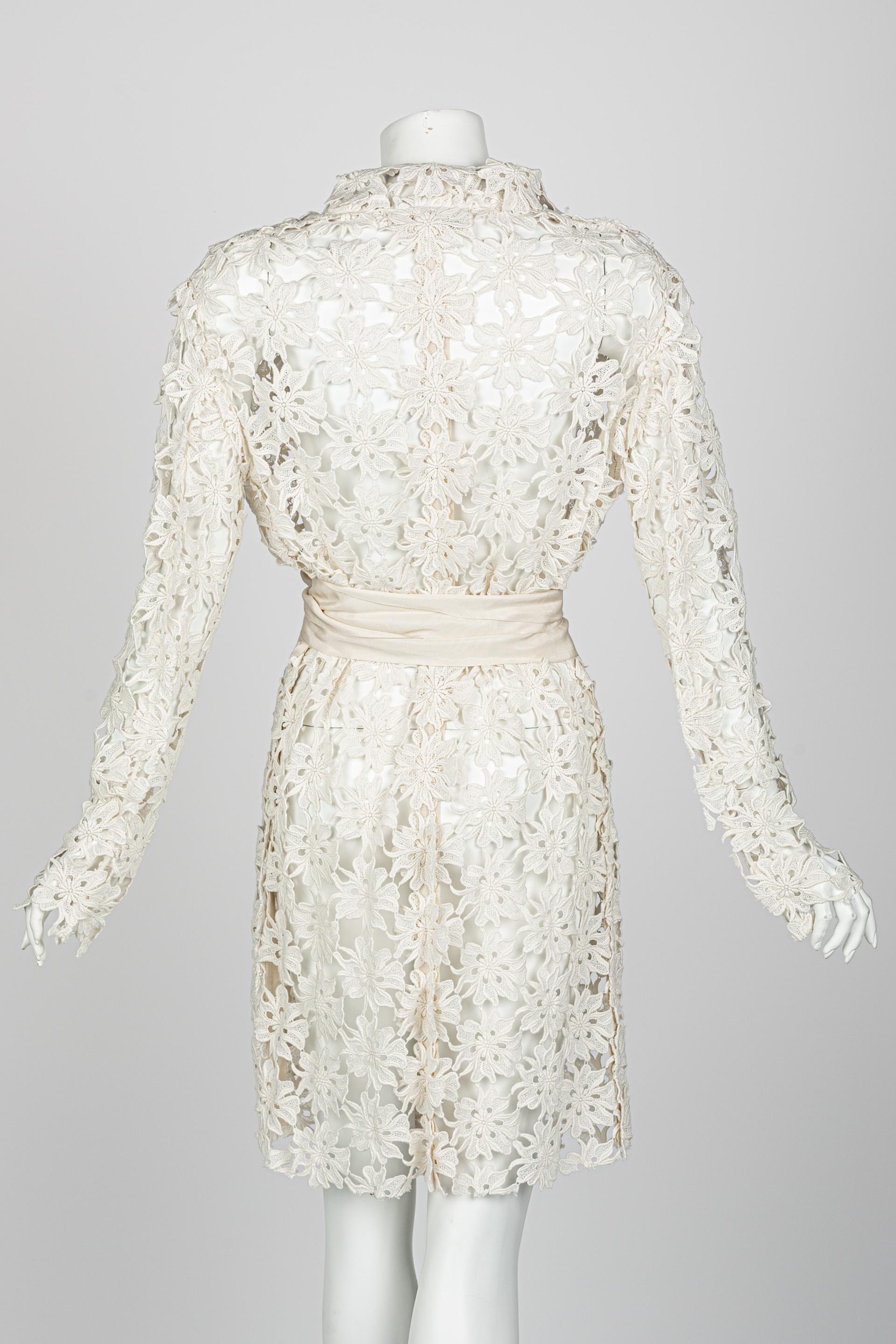 Lanvin Alber Elbaz Collection Blanche Ivory Guipure Lace Coat 2013 In Excellent Condition In Boca Raton, FL