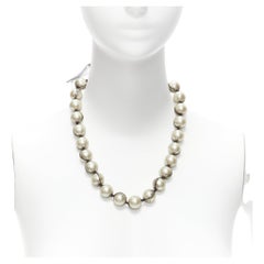 LANVIN ALBER ELBAZ Prinzessin-Halskette aus cremefarbener Perle und schwarzem Netzband