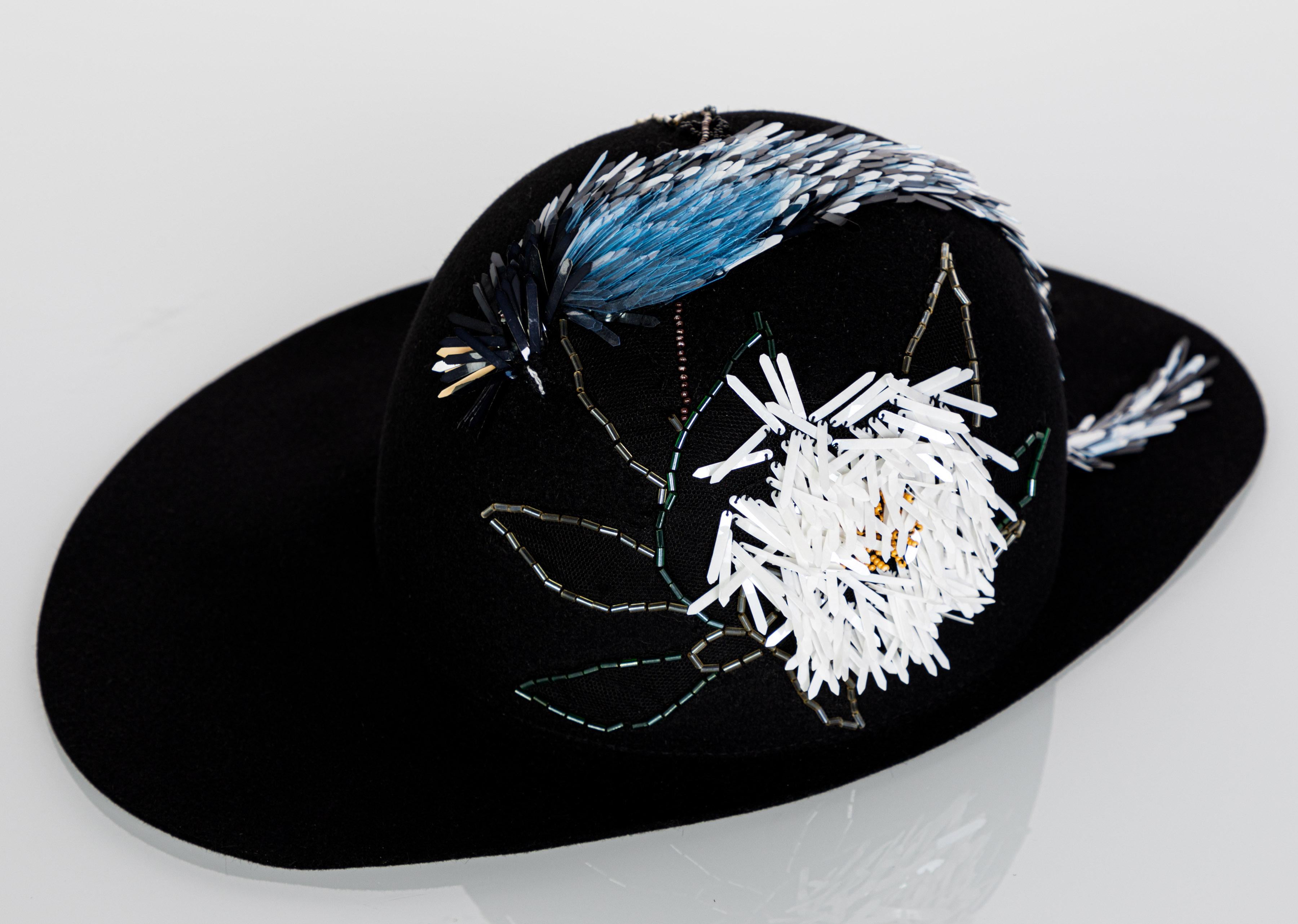 Lanvin Alber Elbaz Embellished Black Felt Hat, 2015 In Excellent Condition In Boca Raton, FL