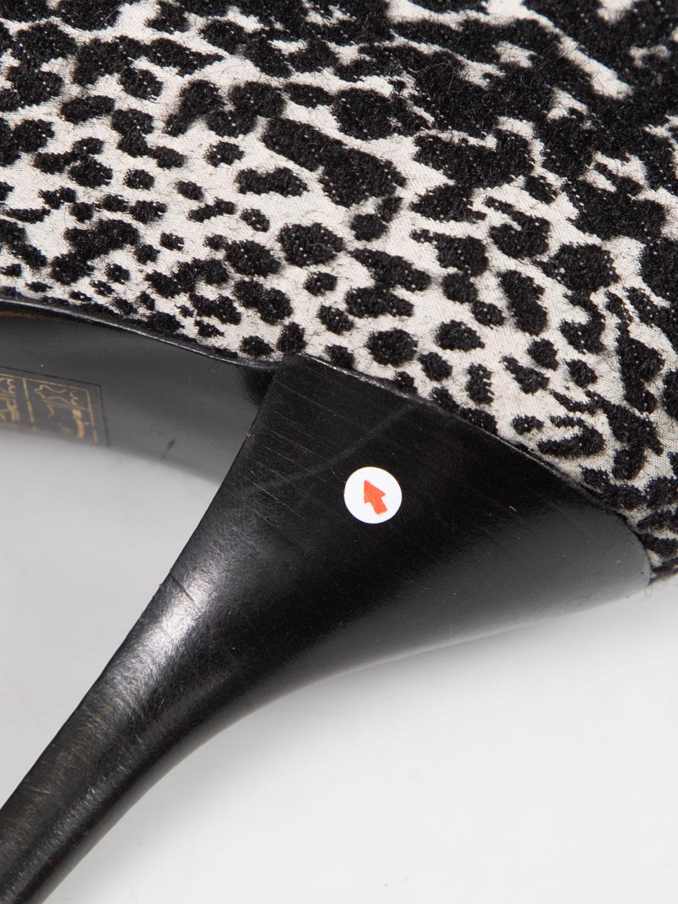 Lanvin Animal Print Leather Trim Buckle Pumps Size IT 40.5 For Sale 1