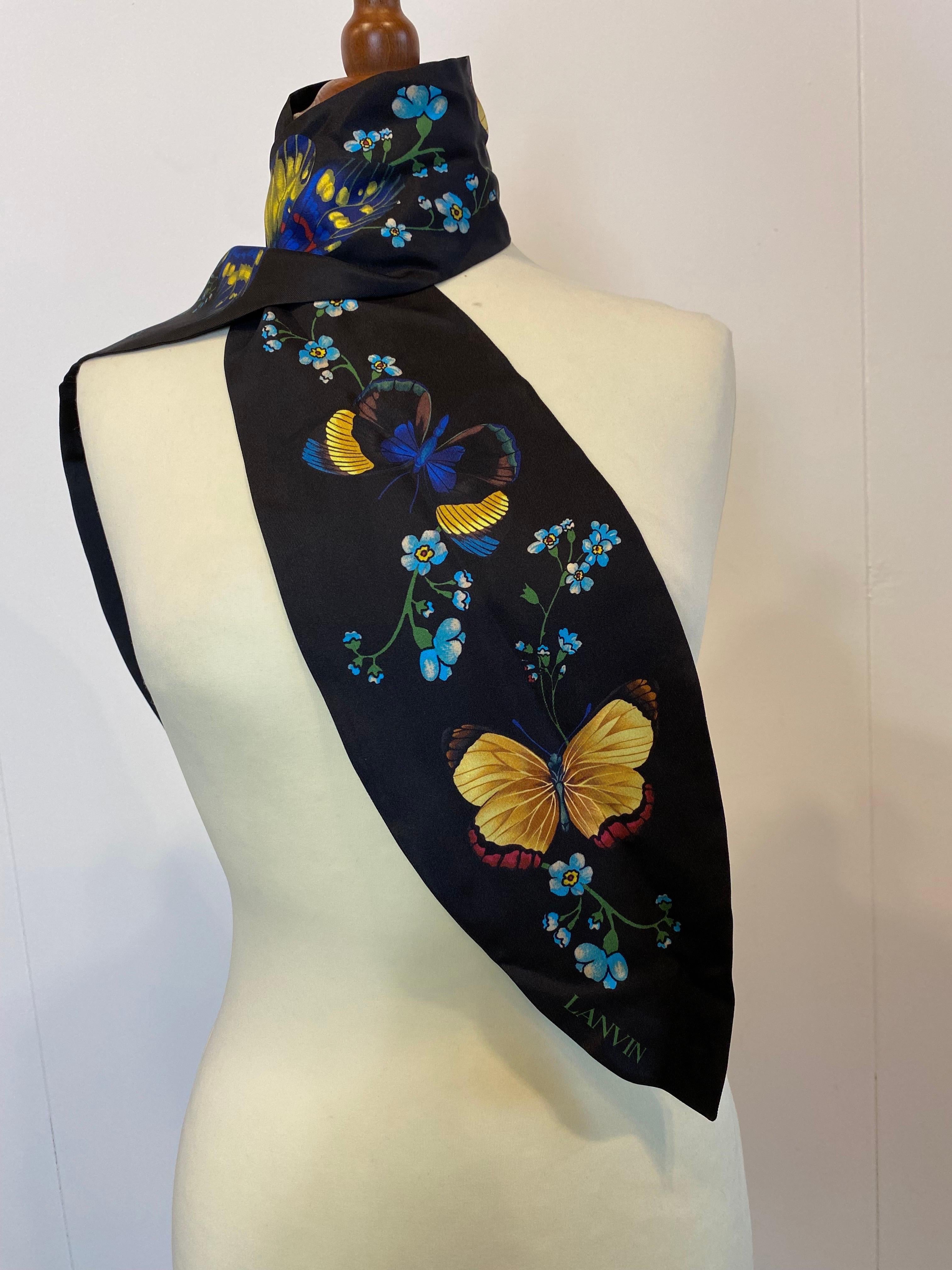 Lanvin bandolier in Blau mit Blumen- und Schmetterlingsdruck. im Zustand „Hervorragend“ im Angebot in Carnate, IT