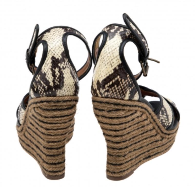 Lanvin Beige/Brown Python Embossed Leather Platform Wedge Sandals Size 37 In Good Condition For Sale In Dubai, Al Qouz 2