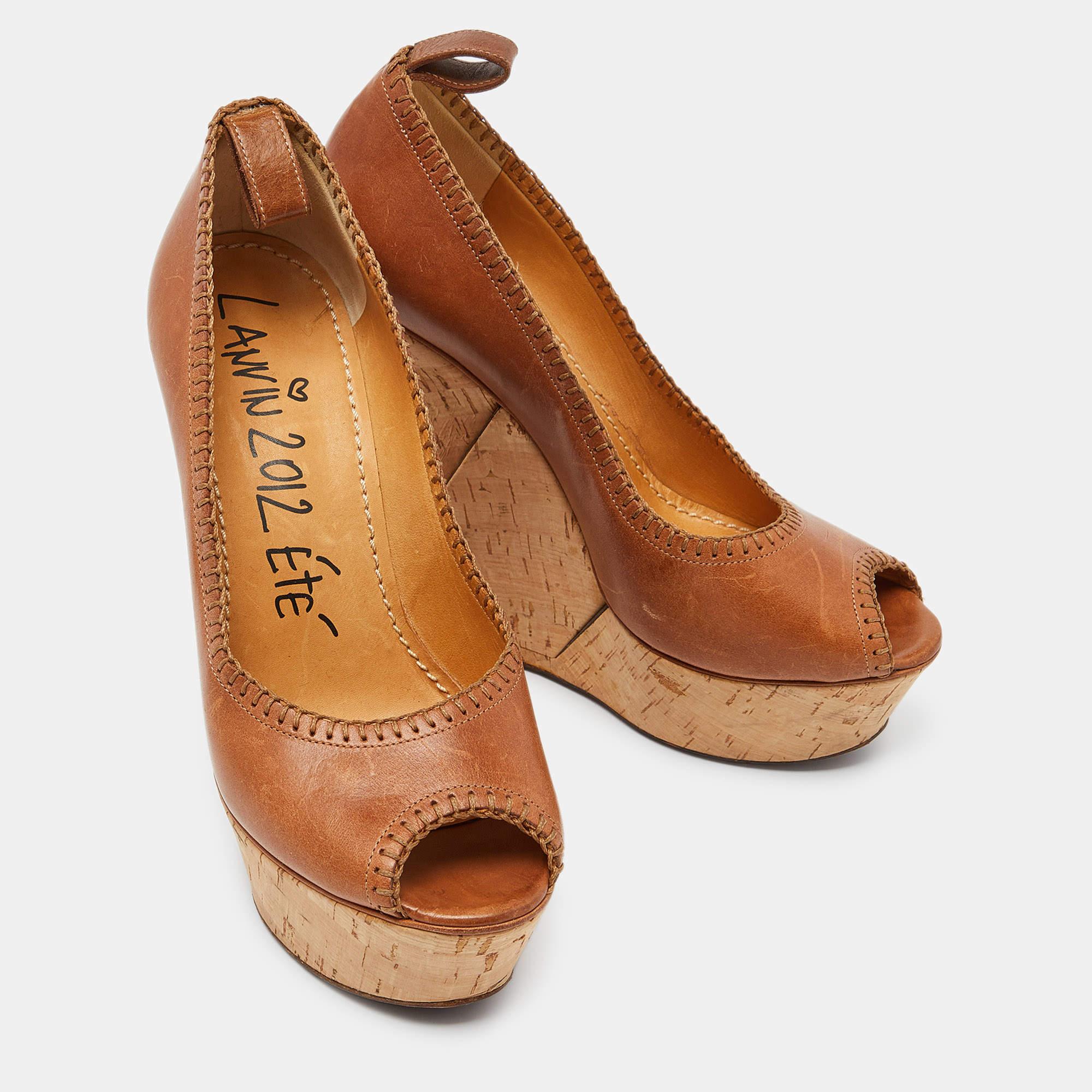 Women's Lanvin Beige Leather Wedge Platform Pumps Size 39 For Sale