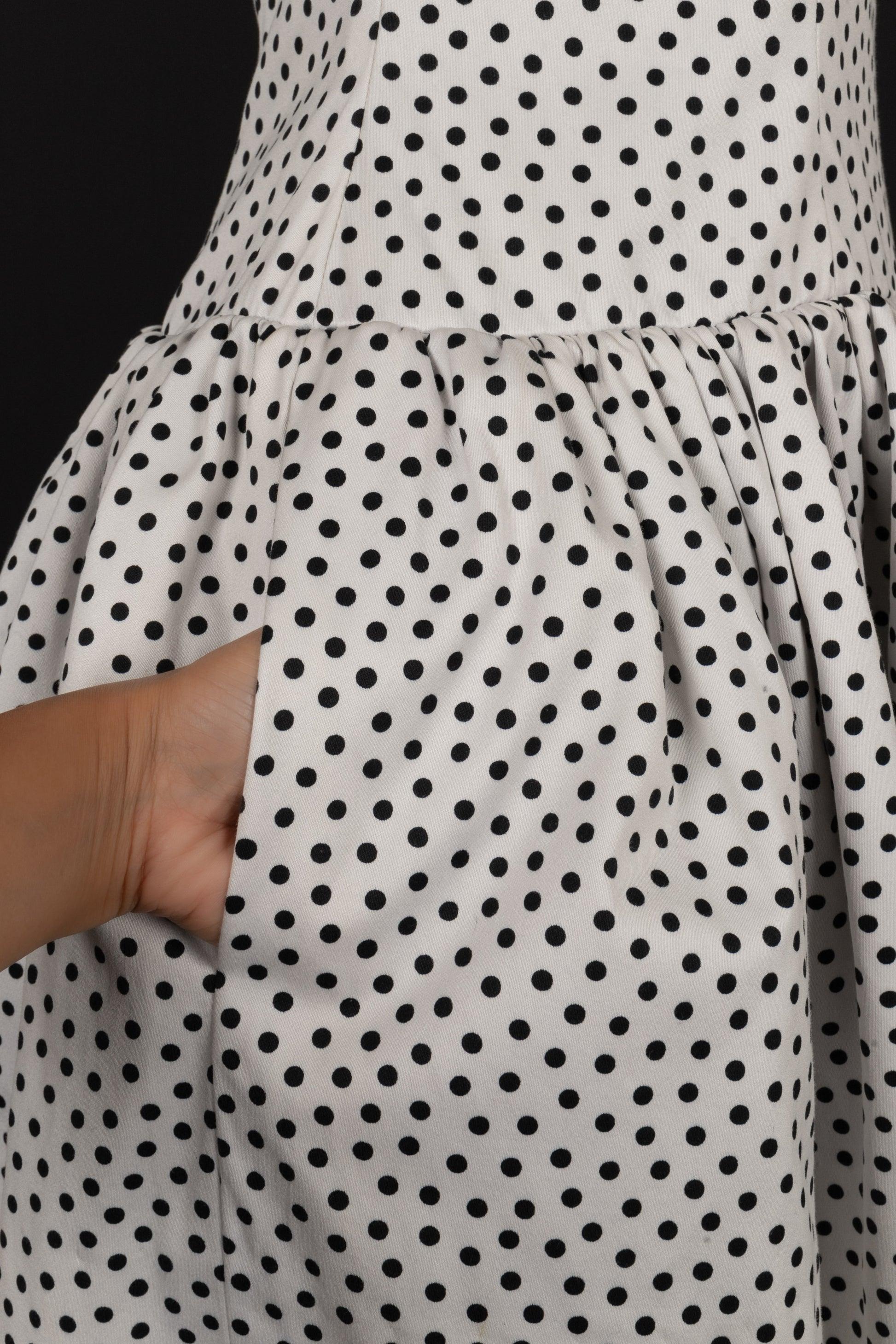 Lanvin Schwarz-weiß gepunktetes Bustierkleid aus Baumwolle im Angebot 3