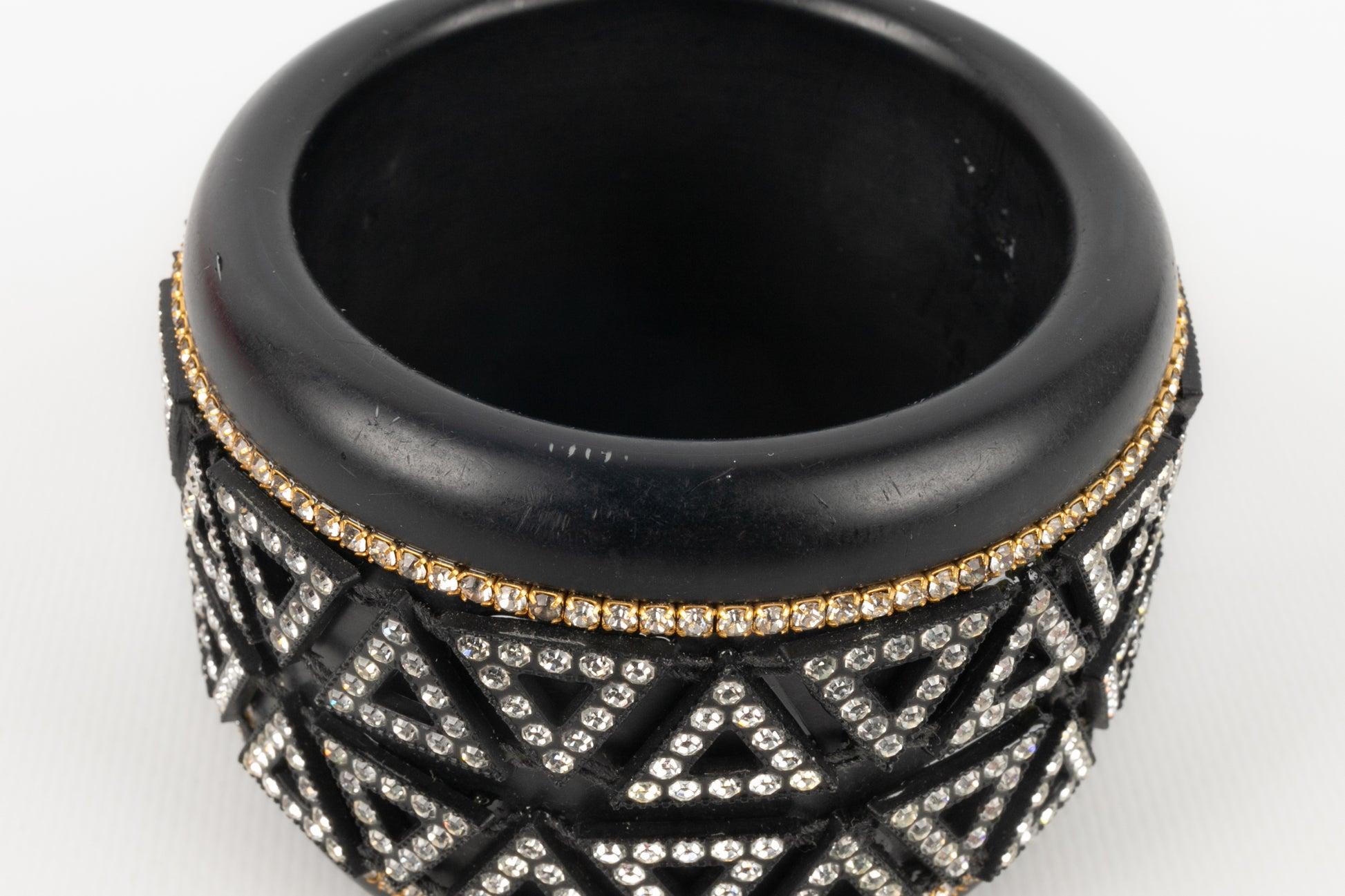 Lanvin Black Galalith Cuff Bracelet Ornamented with Rhinestones For Sale 1
