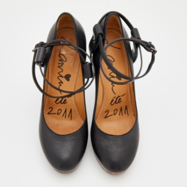 Lanvin Black Leather Ankle Strap Platform Pumps Size 40 In Good Condition In Dubai, Al Qouz 2