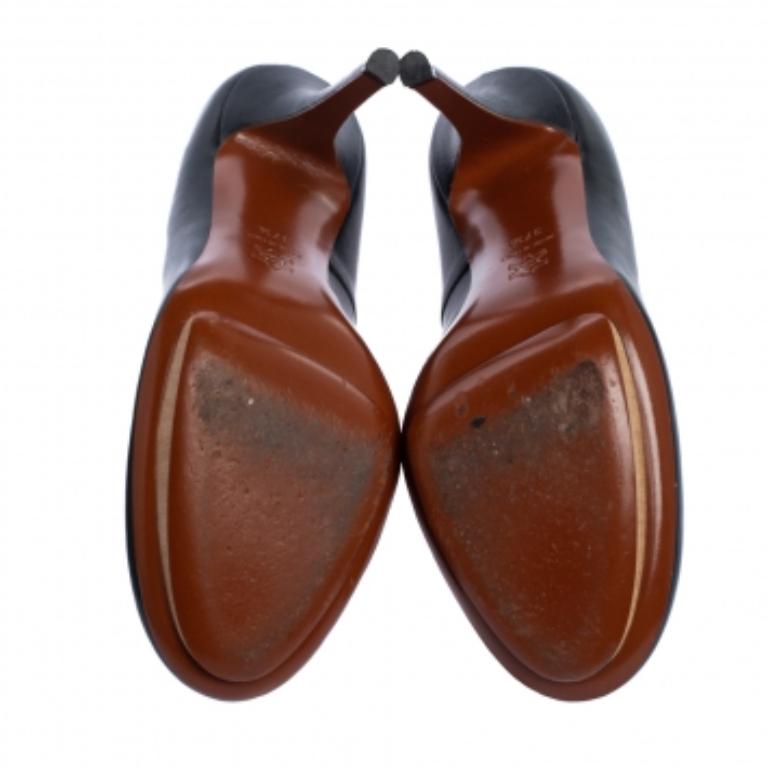Lanvin Black Leather ETE 2010 Platform Pumps Size 37.5 In Good Condition For Sale In Dubai, Al Qouz 2