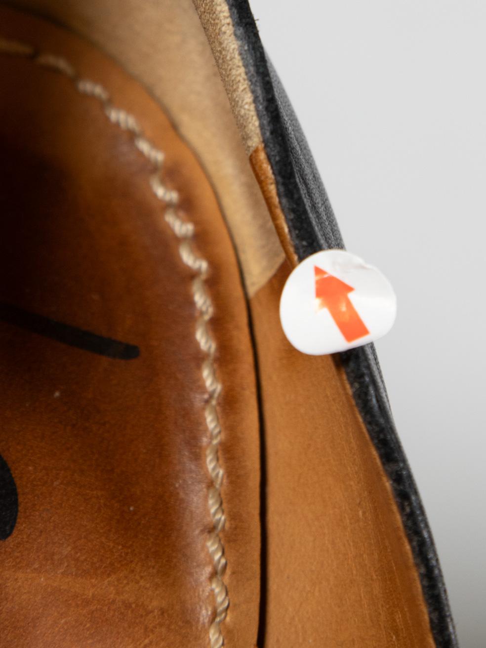 Lanvin Plataforma de cuero negro Bombas de dedo del pie de almendra Tamaño IT 38.5 en venta 2