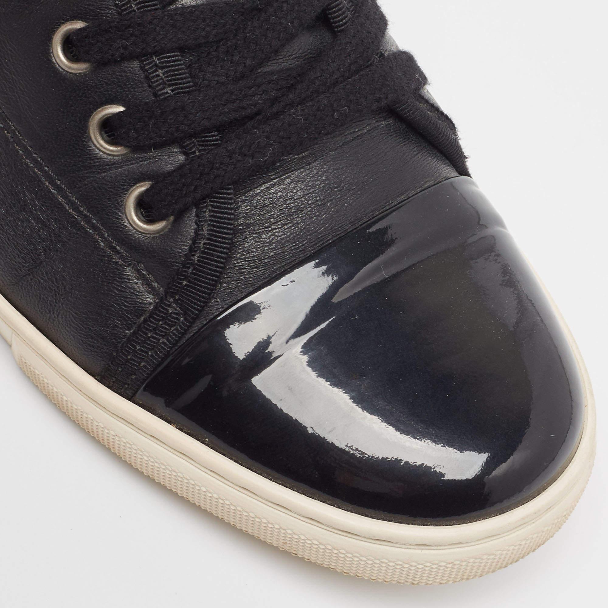 Lanvin Black Patent and Leather Low Top Sneakers Size 40 en vente 2