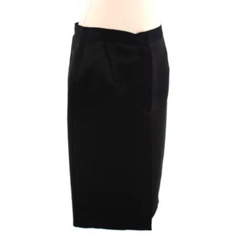 Lanvin Black Satin Pencil Skirt 

- Classic Lanvin skirt 
- Elegant but durable satin material
- Perfect for evening or office wear
- Comfortable material waist 
- Top button 
- Discrete front zip
- Pinning detail on either size 
 

PLEASE NOTE,