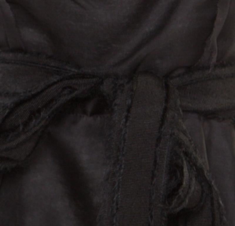 De las mujeres Lanvin Organza de Seda Negra Detalle de Bordes Crudos Vestido con Canesú en Capas S en venta