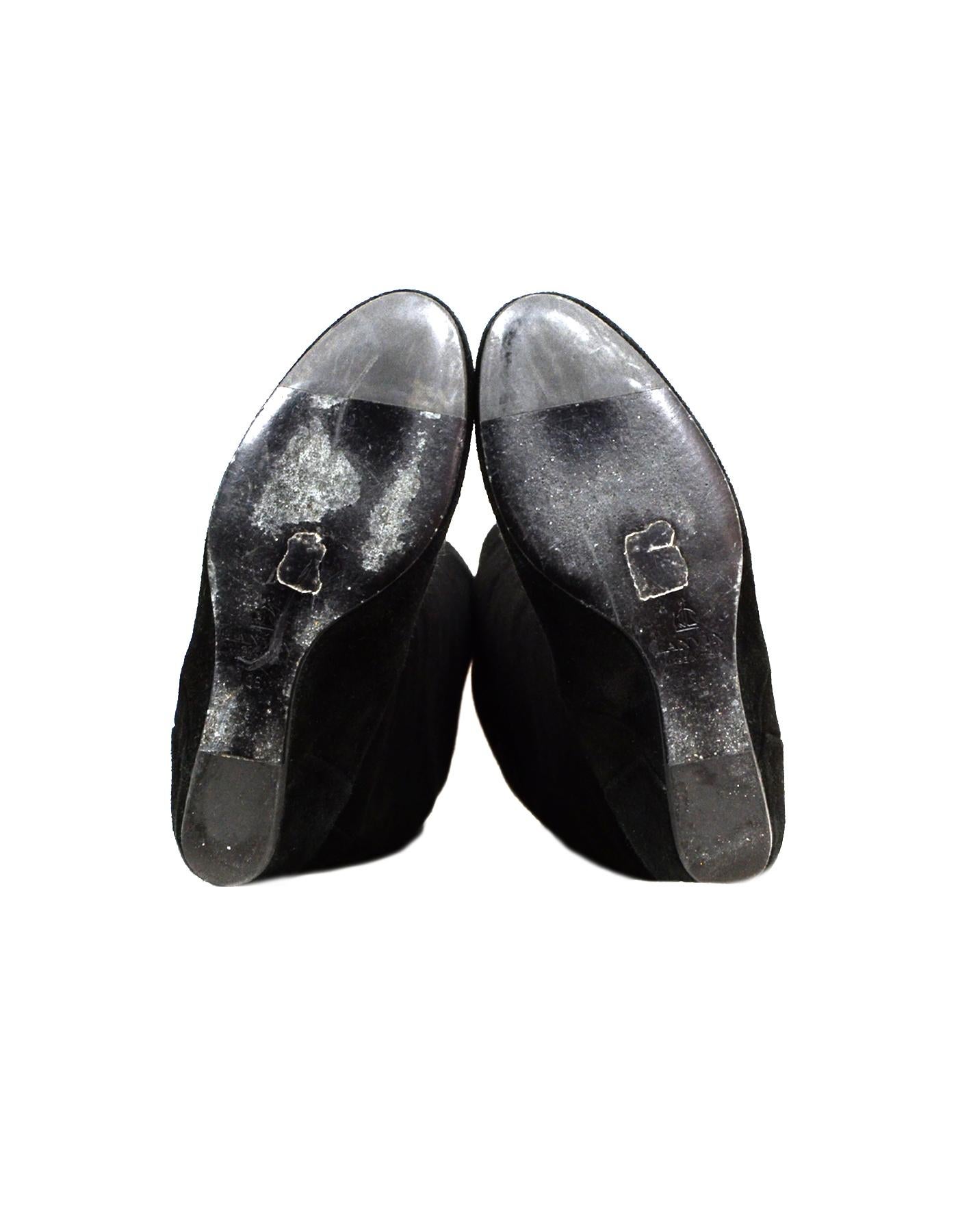 Lanvin Schwarze Keilstiefel aus Wildleder Gr. 36 im Angebot 1